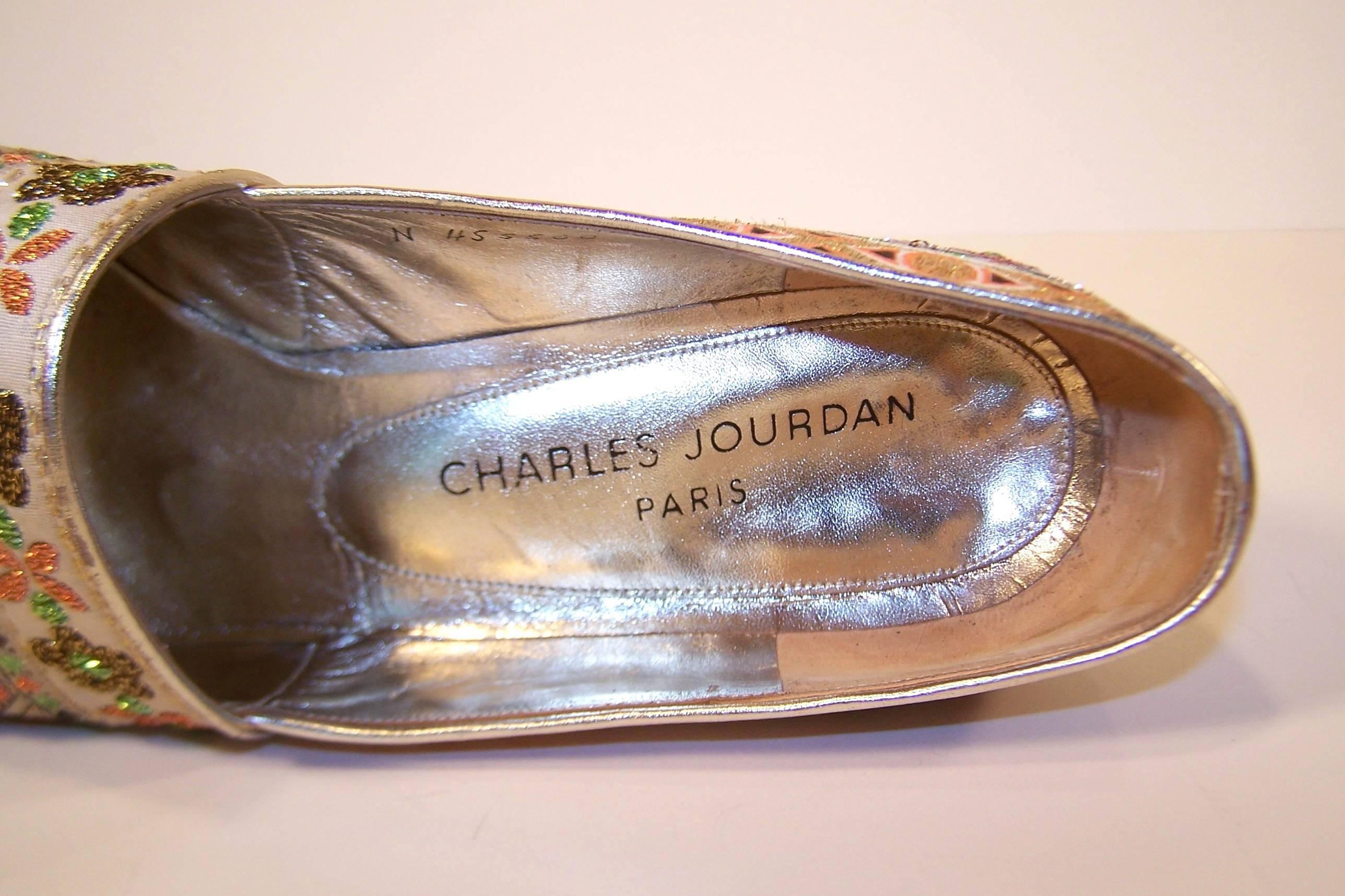 1960's Charles Jourdan Gold Metallic Brocade Fabric Shoes 4