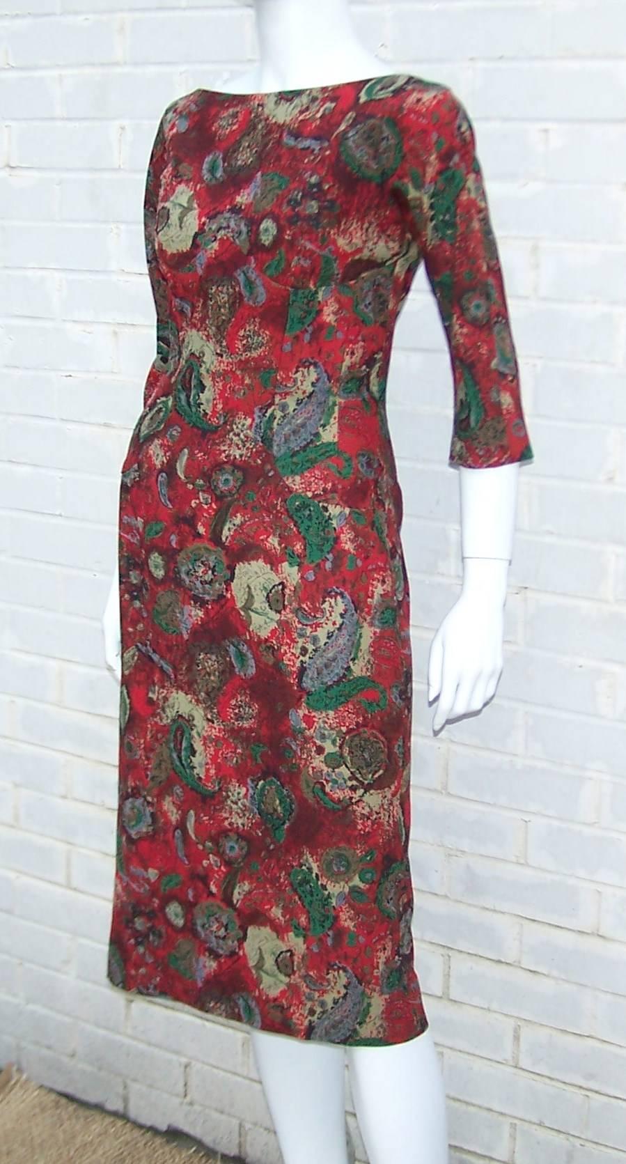 1950's Suzy Perette Abstract Paisley Print Dress With Bustle Kick Pleat & Hat In Excellent Condition In Atlanta, GA