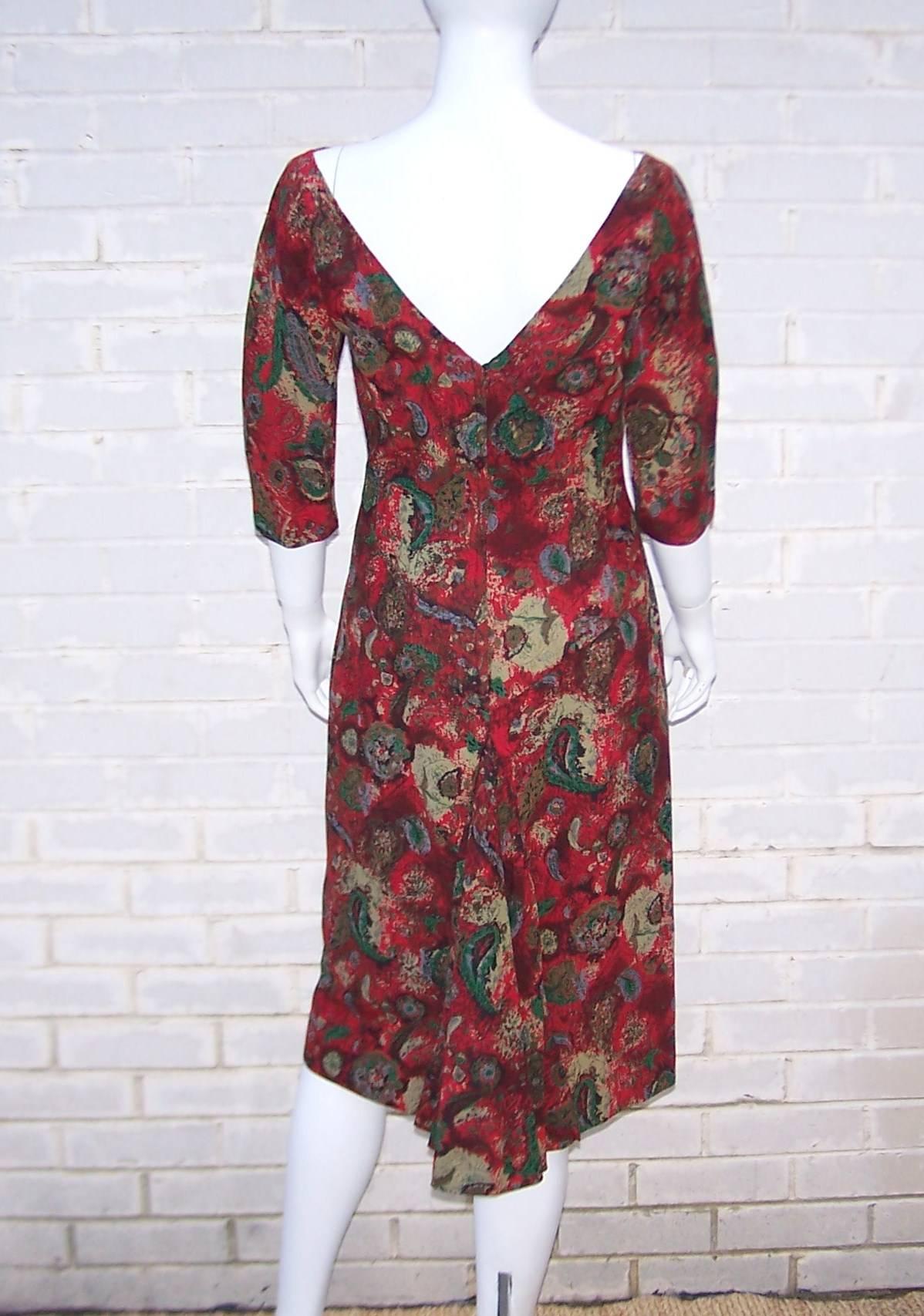 Women's 1950's Suzy Perette Abstract Paisley Print Dress With Bustle Kick Pleat & Hat