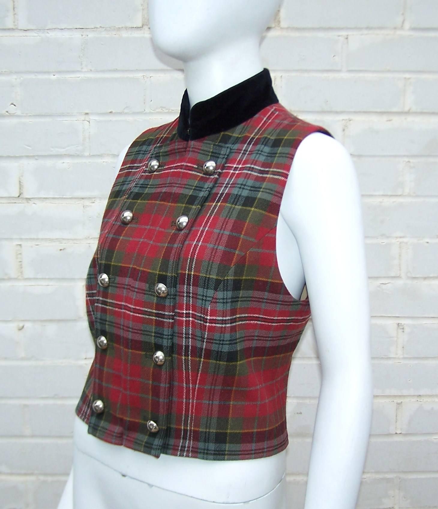 Add this Ralph Lauren vest to a simple pant and blouse ensemble for a fashionable military look.  The fine wool plaid is a brick red and gray combination with silver tone dome buttons and a black velvet collar.  It hooks at the top and is lined in a
