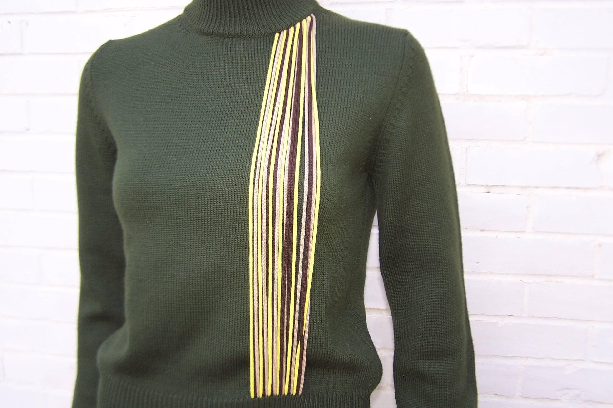 C.1990 Byblos Army Green Turtleneck Sweater With Op Art Yarn Details 2