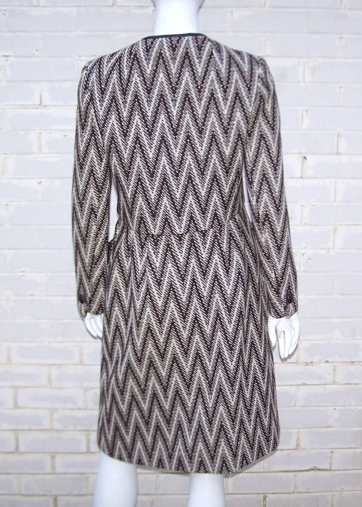 Women's 1970's Gloria Sachs Chevron Brown Tweed Suit With Leather Trim & Buttons