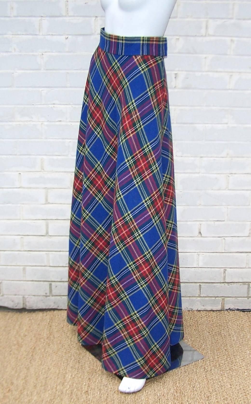 1970's Electric Blue Wool Plaid Maxi Skirt In Excellent Condition In Atlanta, GA