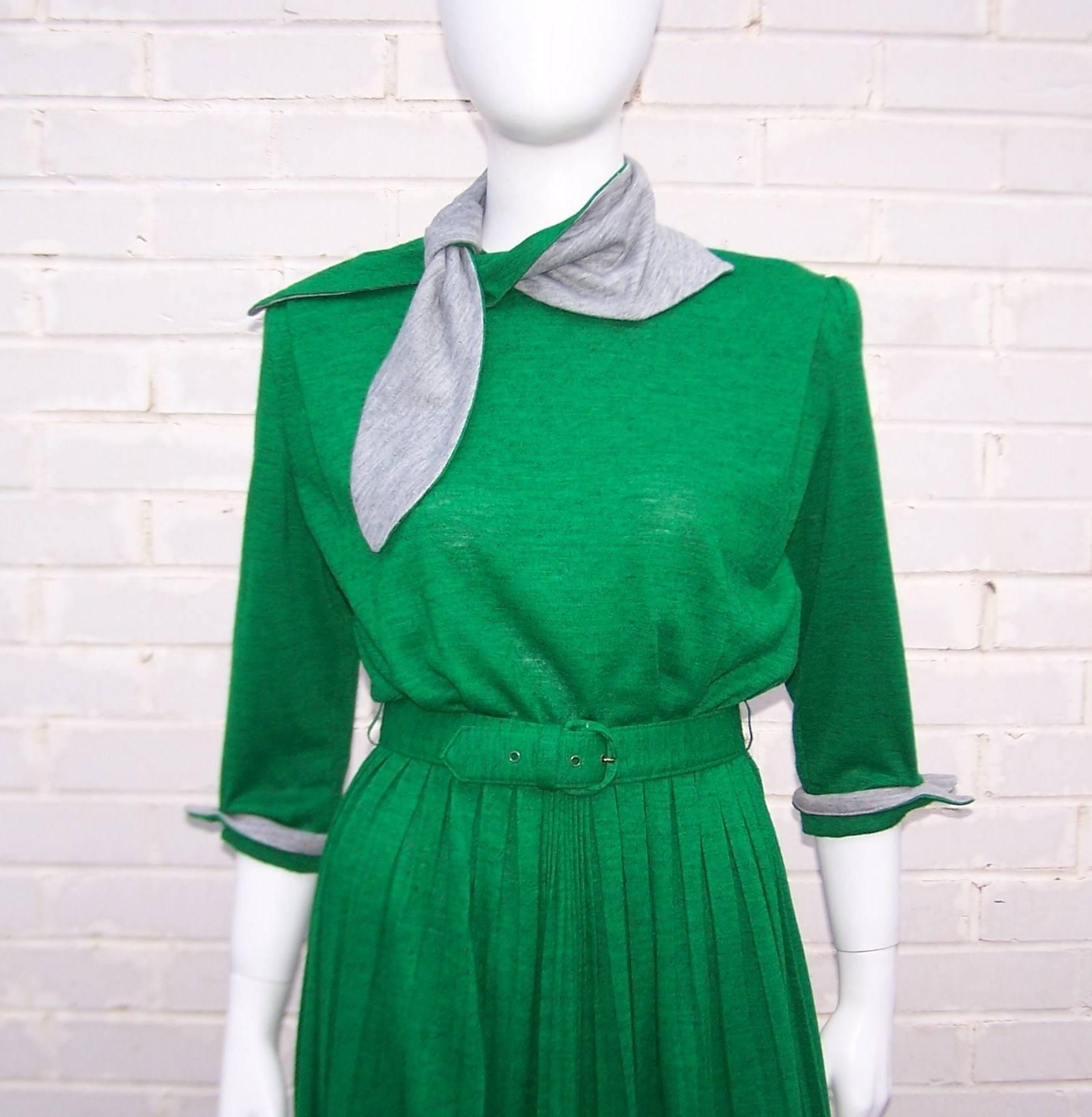 Women's 1940's Emerald Green & Gray Wool Knit Dress With Micro Pleating & Scarf