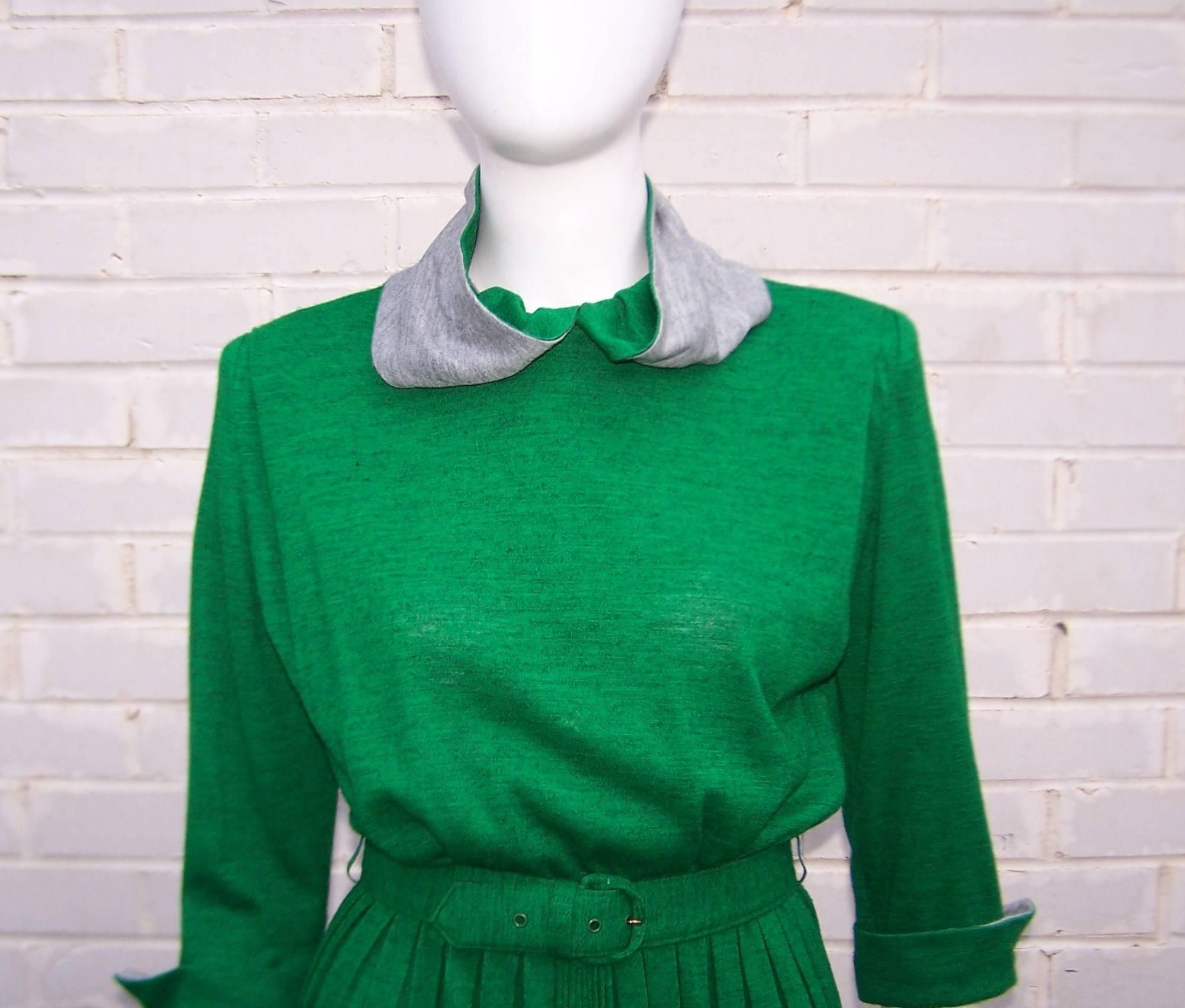 1940's Emerald Green & Gray Wool Knit Dress With Micro Pleating & Scarf 2