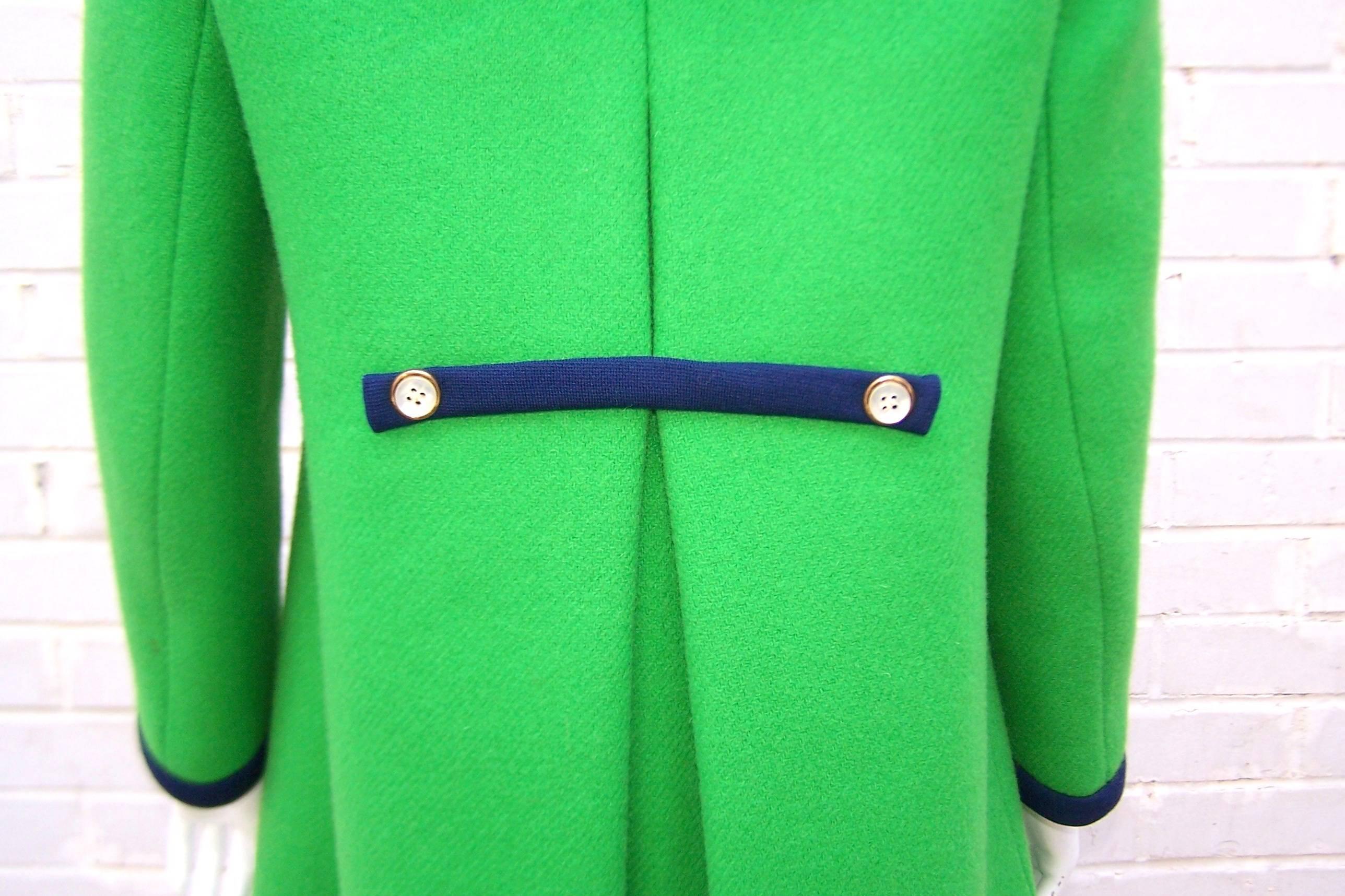 Women's Mod 1960's Lilli Ann 'That Girl' Kelly Green & Navy Blue Wool Coat