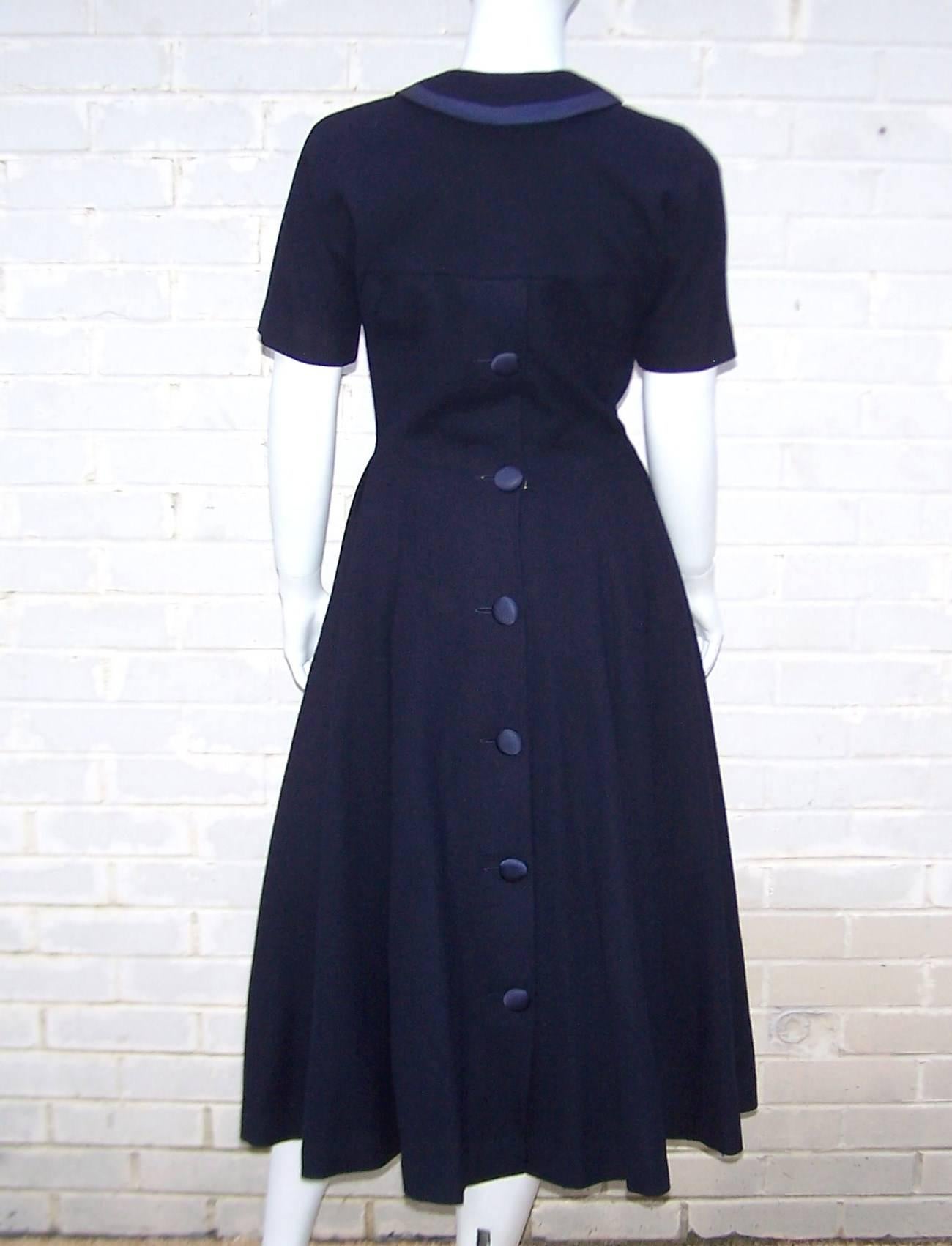 Classic 1950's Junior Circle Navy Blue Swing Skirted Dress In Excellent Condition In Atlanta, GA