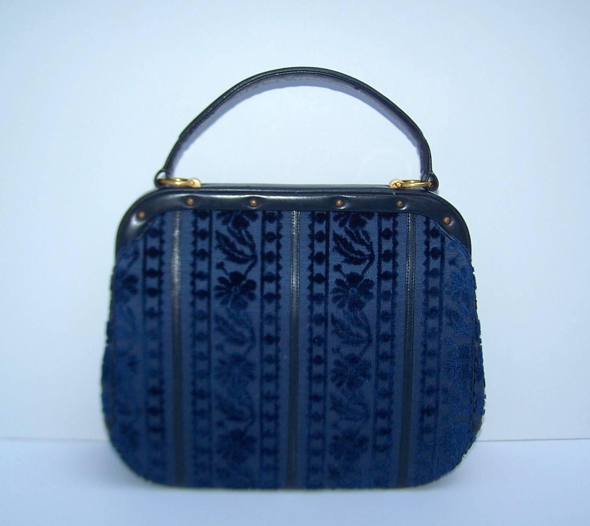 Precious 1950's Roberta Di Camerino Blue Cut Velvet & Leather Handbag In Excellent Condition In Atlanta, GA