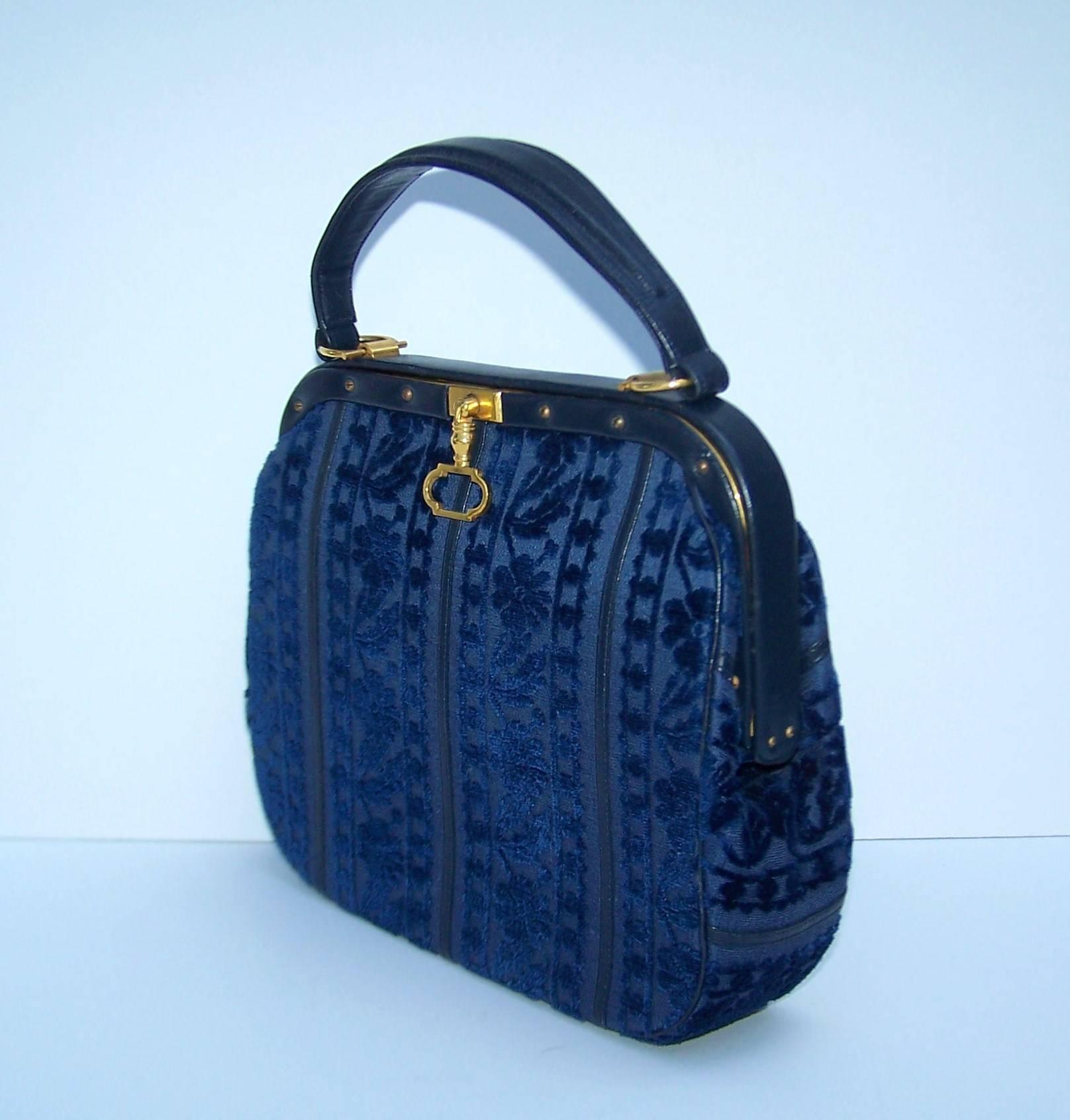 Women's Precious 1950's Roberta Di Camerino Blue Cut Velvet & Leather Handbag