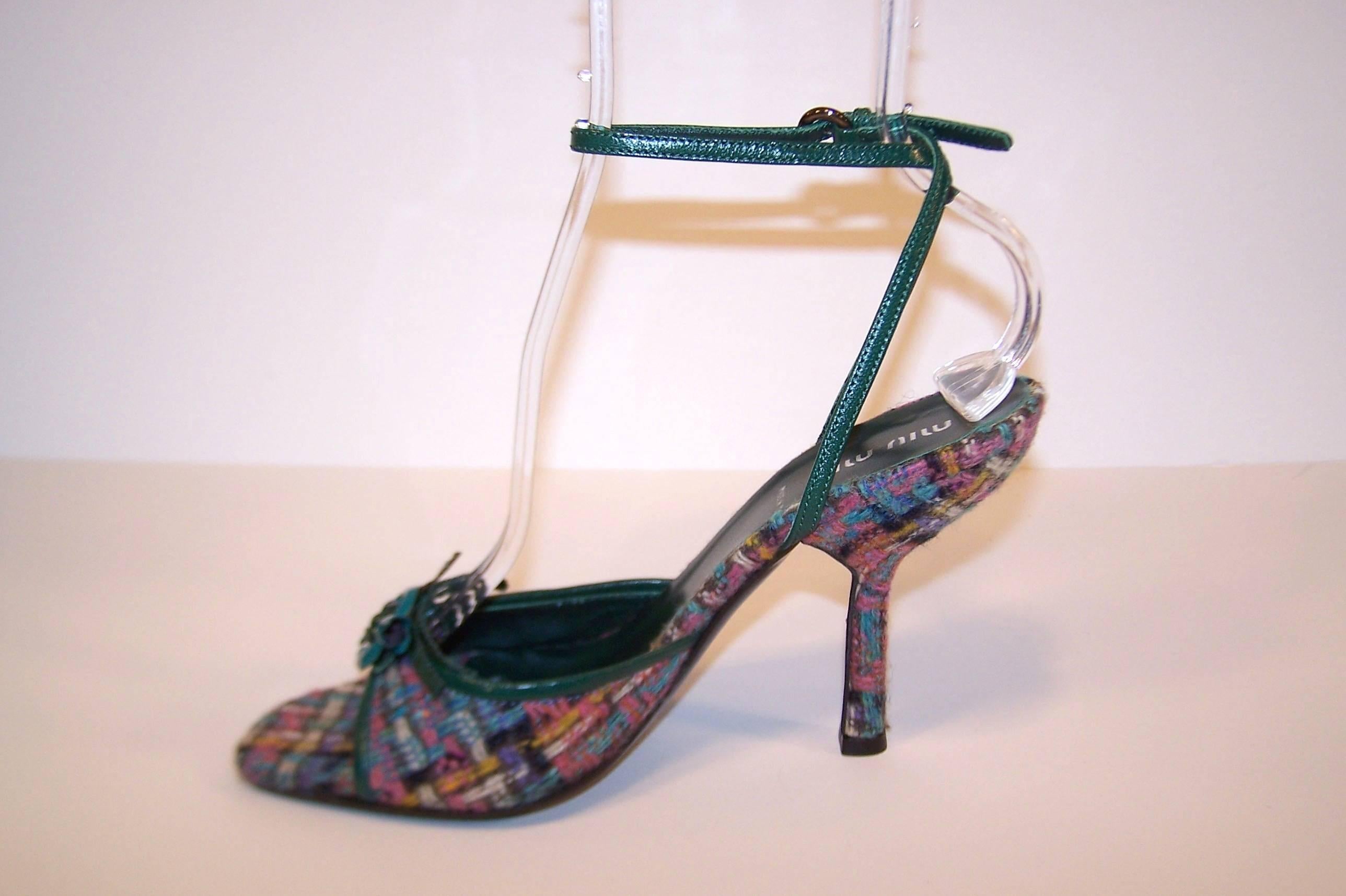 Women's Never Worn Miu Miu Wool Tweed Strappy Sandals With Green Leather Details