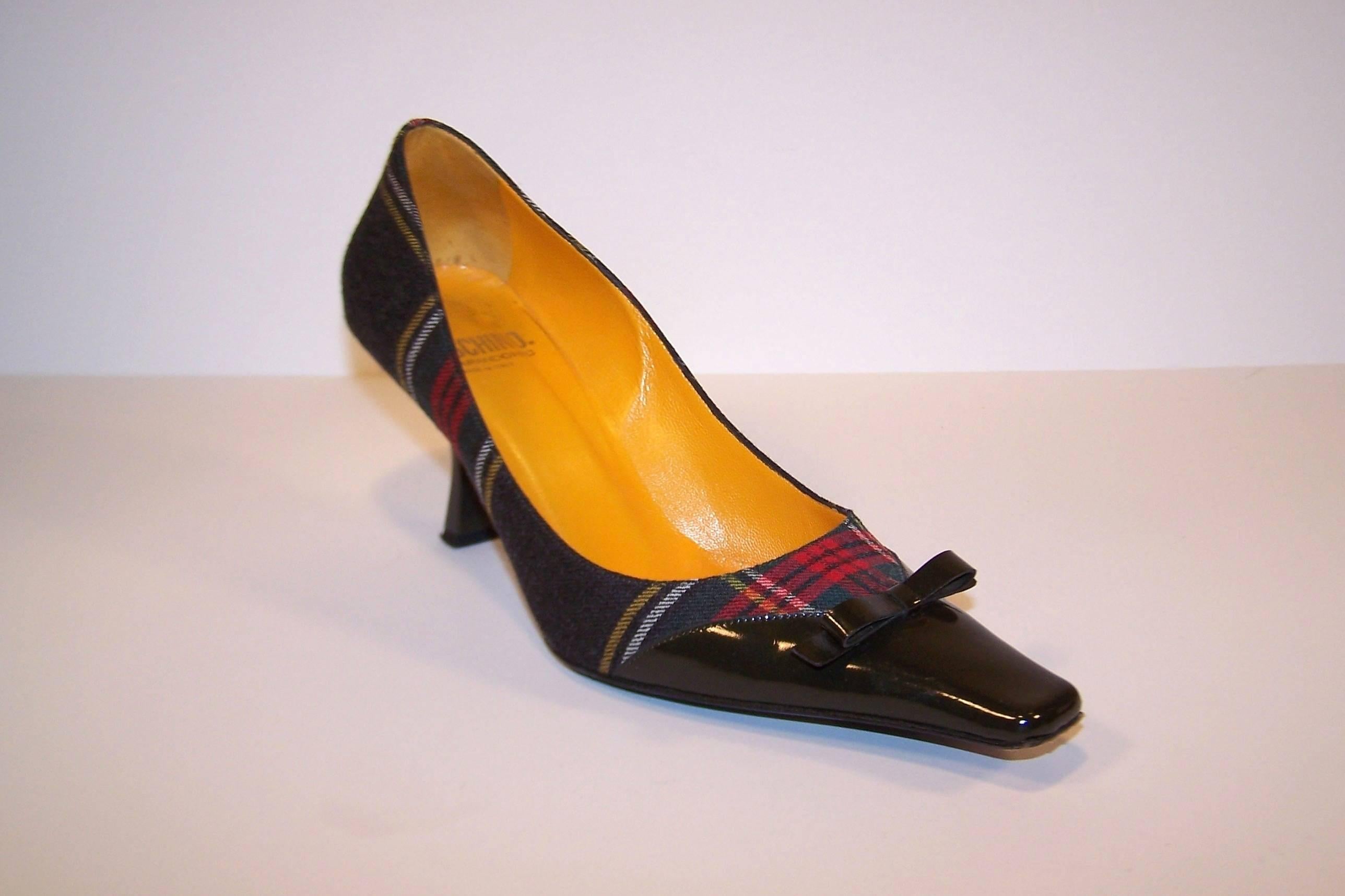 Brown Mad For Plaid 1990's Moschino Wool Pumps With Gray Patent Leather Details