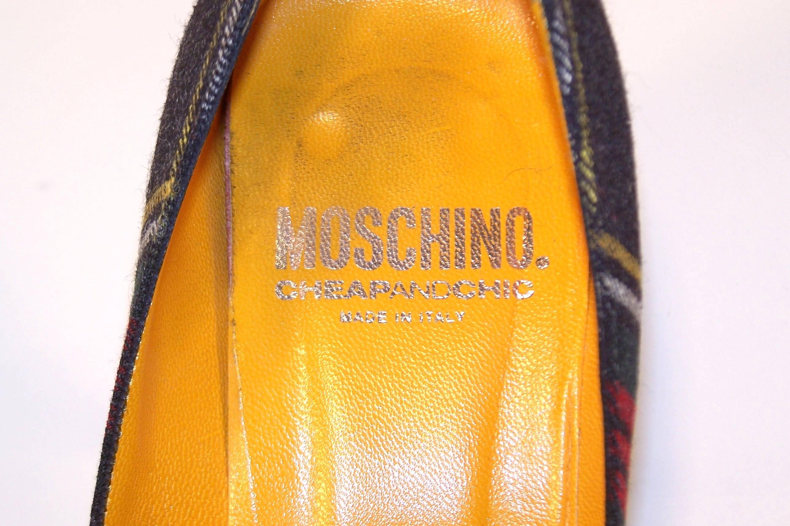 Mad For Plaid 1990's Moschino Wool Pumps With Gray Patent Leather Details 3