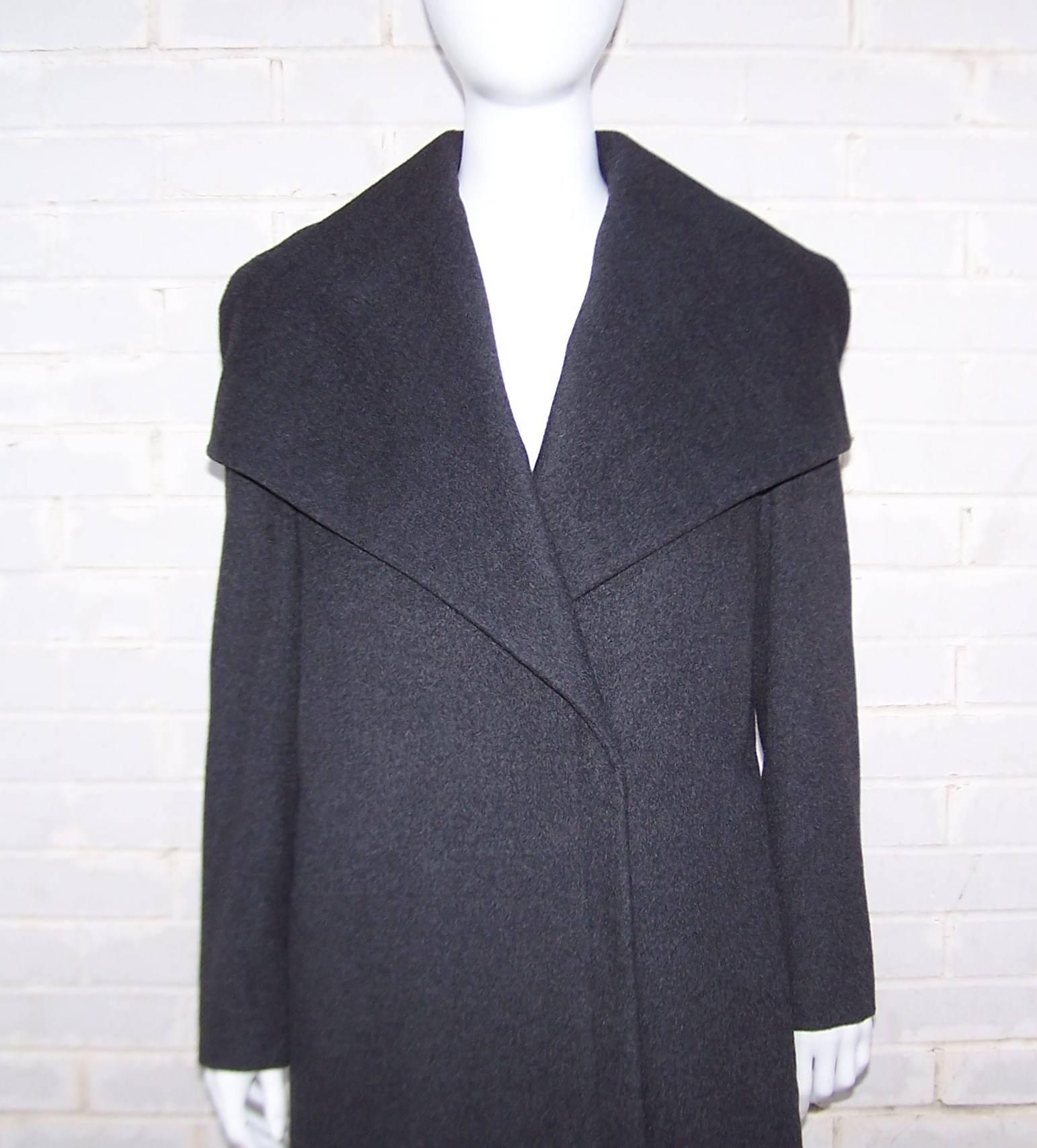 Women's Austere 1990's Tse Charcoal Gray Cashmere Coat With Shawl Style Capelet