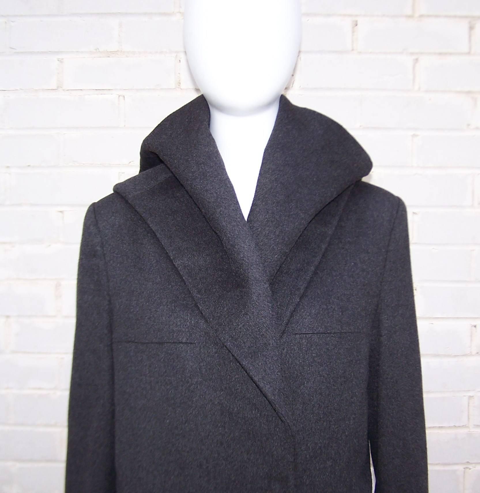 Austere 1990's Tse Charcoal Gray Cashmere Coat With Shawl Style Capelet 2