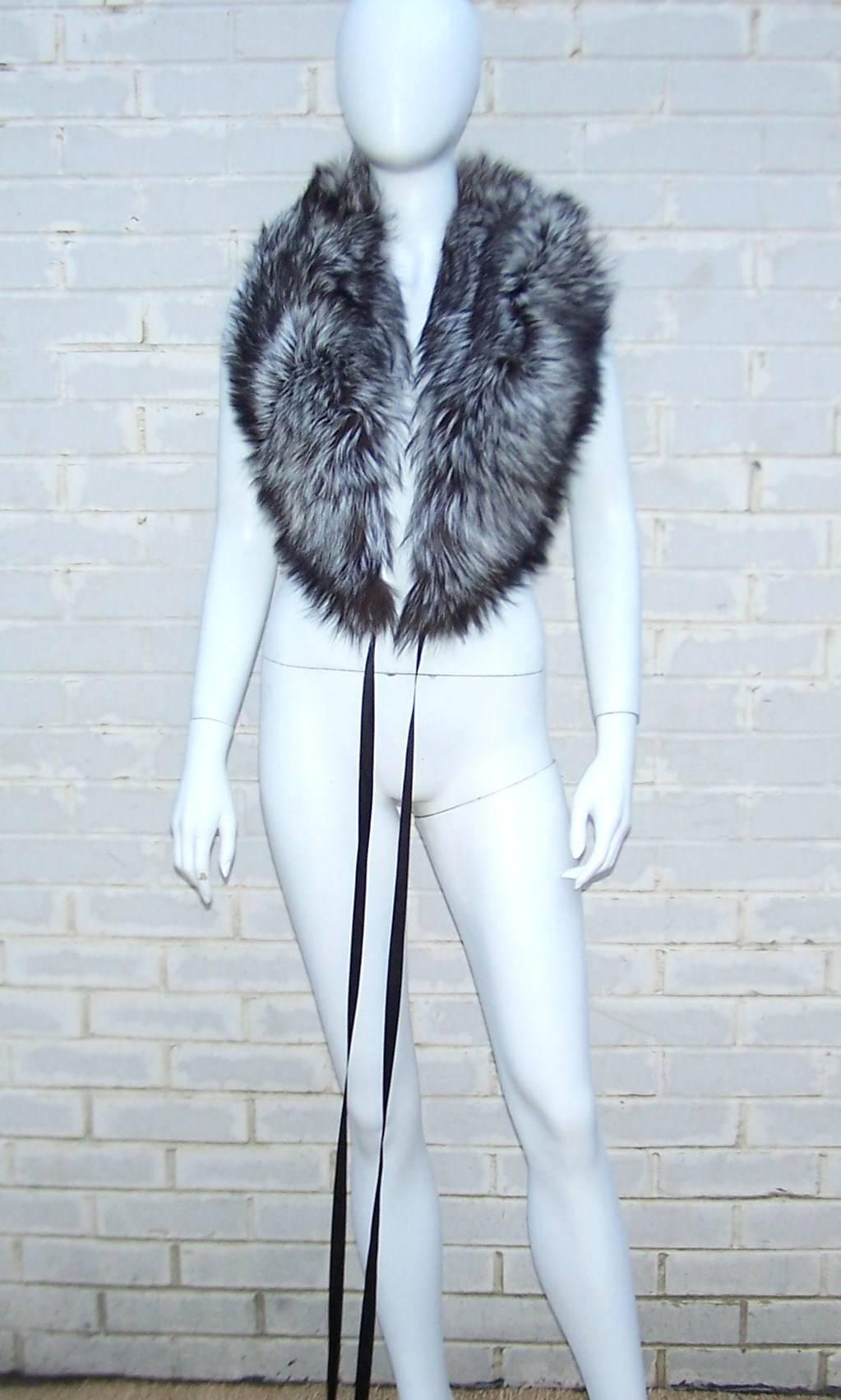 Lush 1990's Silver Tip Fox Fur Wrap Collar 5