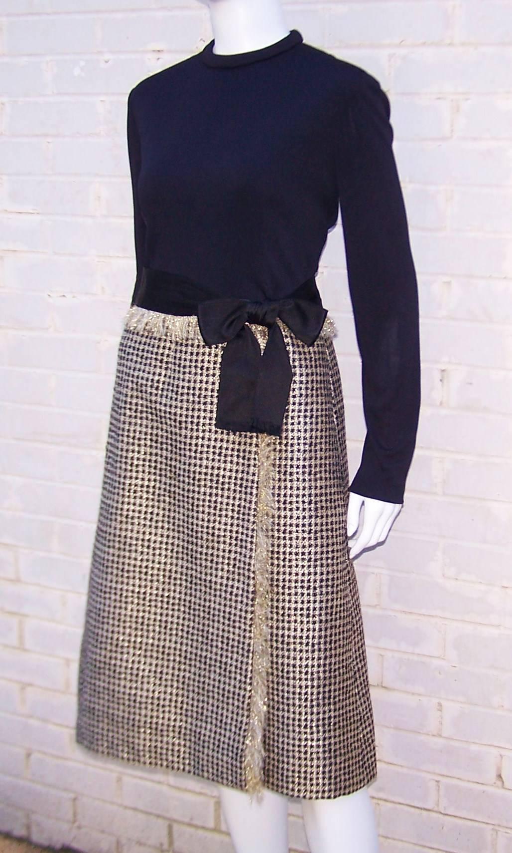 C.1970 Chester Weinberg Glam Gold Houndstooth & Black Jersey Dress In Excellent Condition In Atlanta, GA
