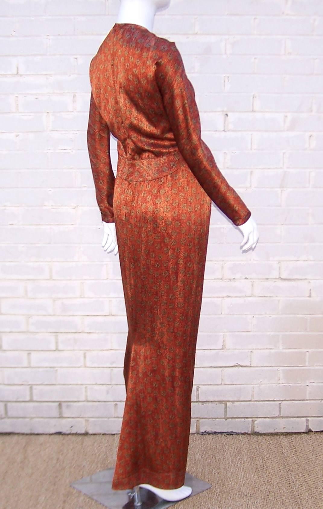 Tall & Slender 1980's Copper Brown Silk Evening Gown With Modified Train  In Excellent Condition In Atlanta, GA