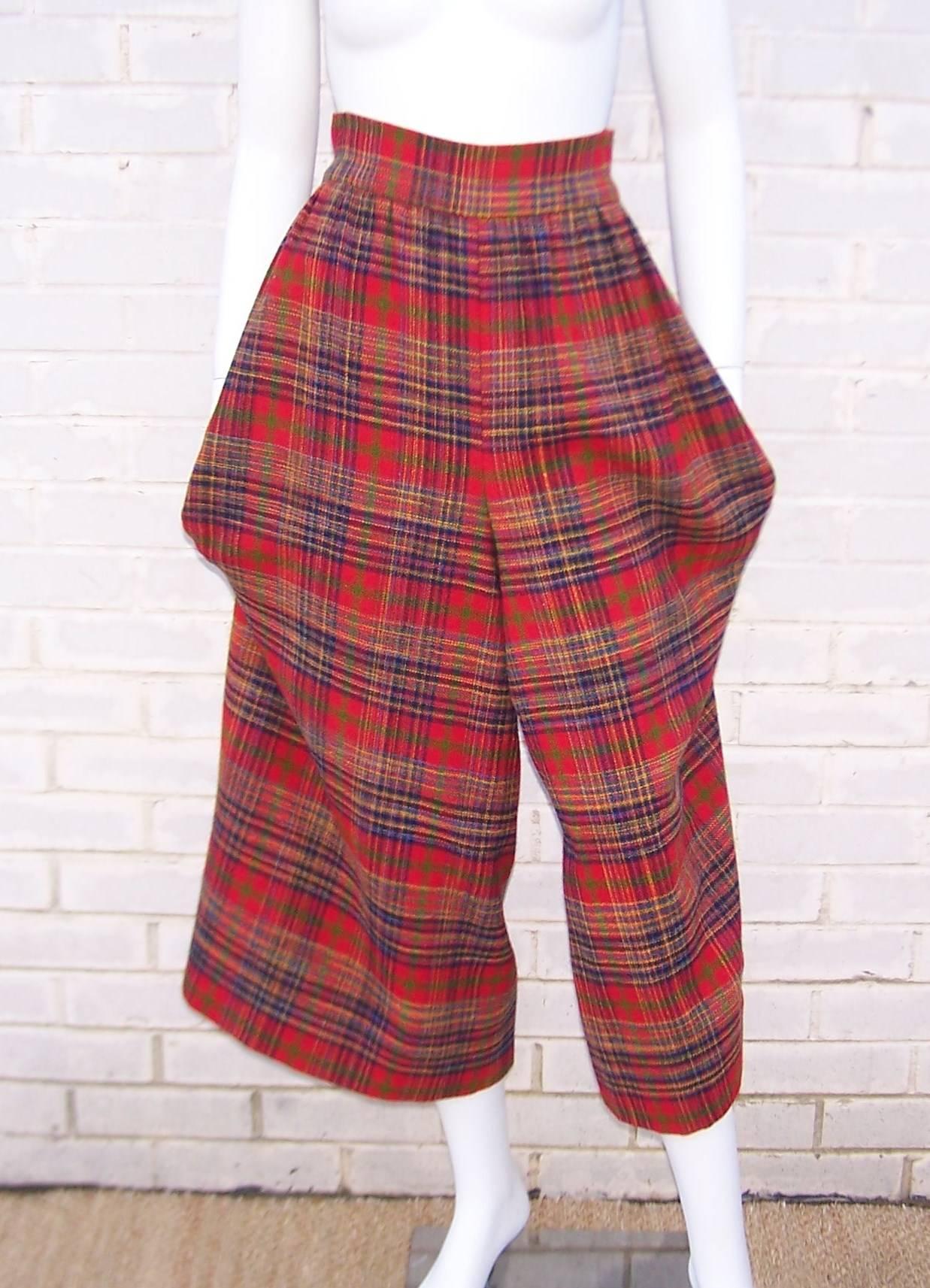1970's Wool Plaid Wide Legged Culotte Pants In Excellent Condition In Atlanta, GA