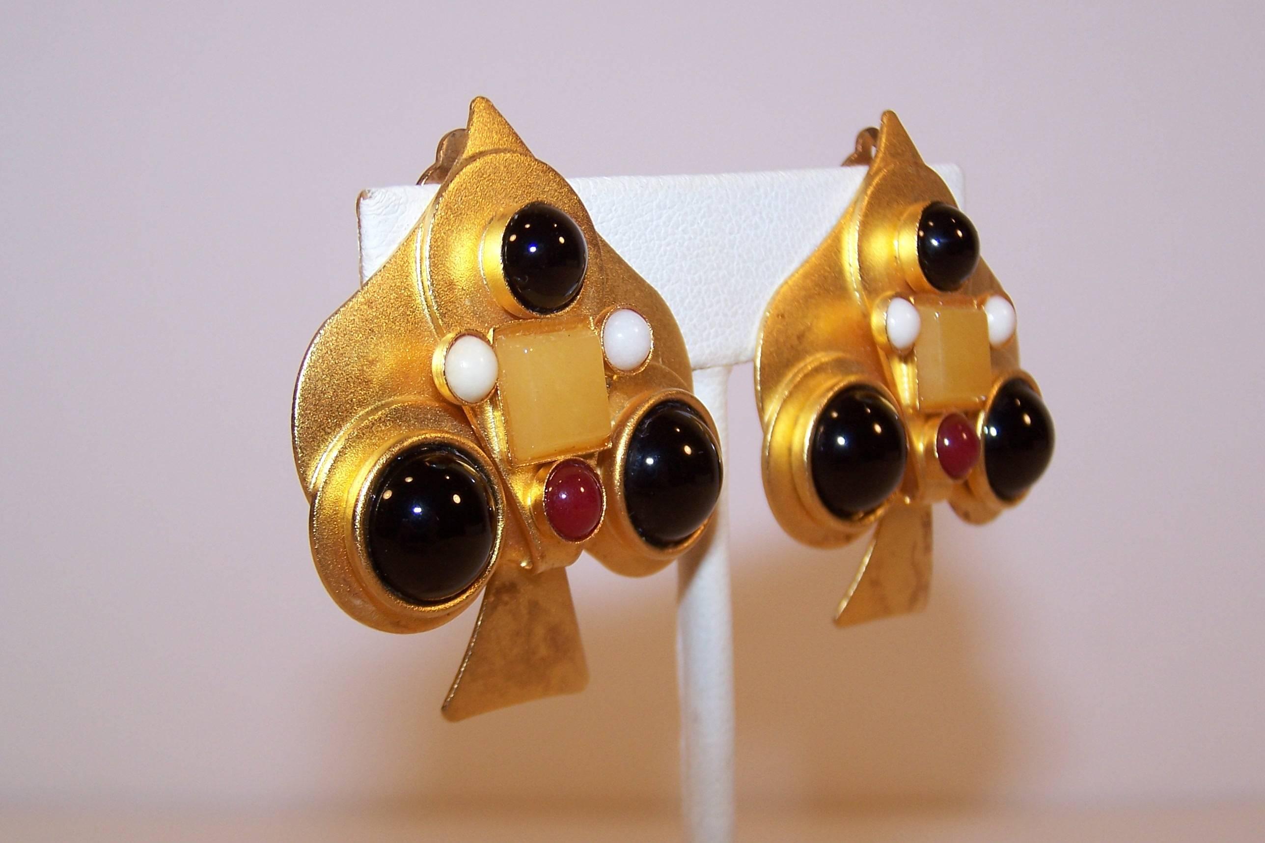 Contemporary Ace of Spades 1980's Gale Rothstein Clip-On Earrings With Semi Precious Stones
