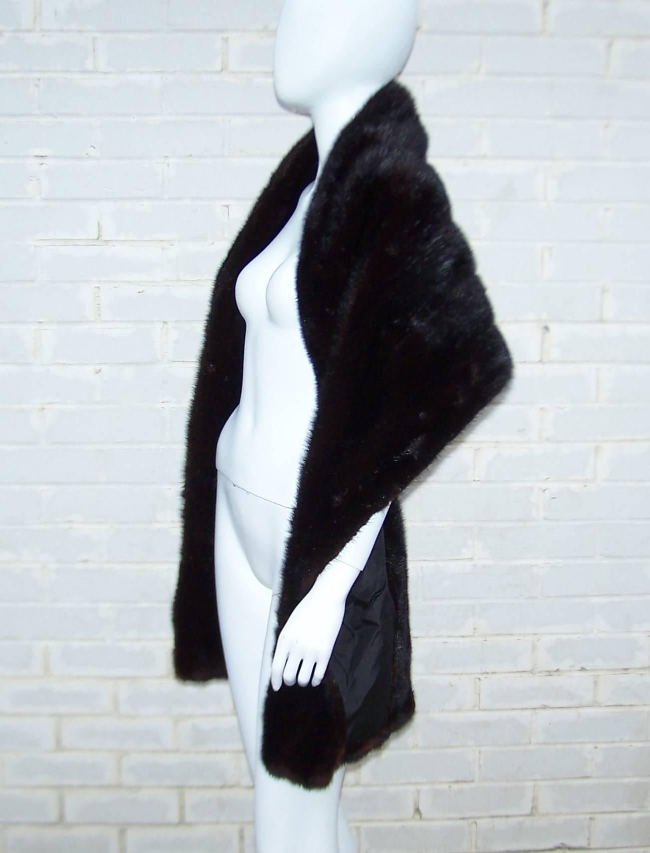Noir Chic & Glam 1950's Pierre Balmain étole en fourrure de vison noire