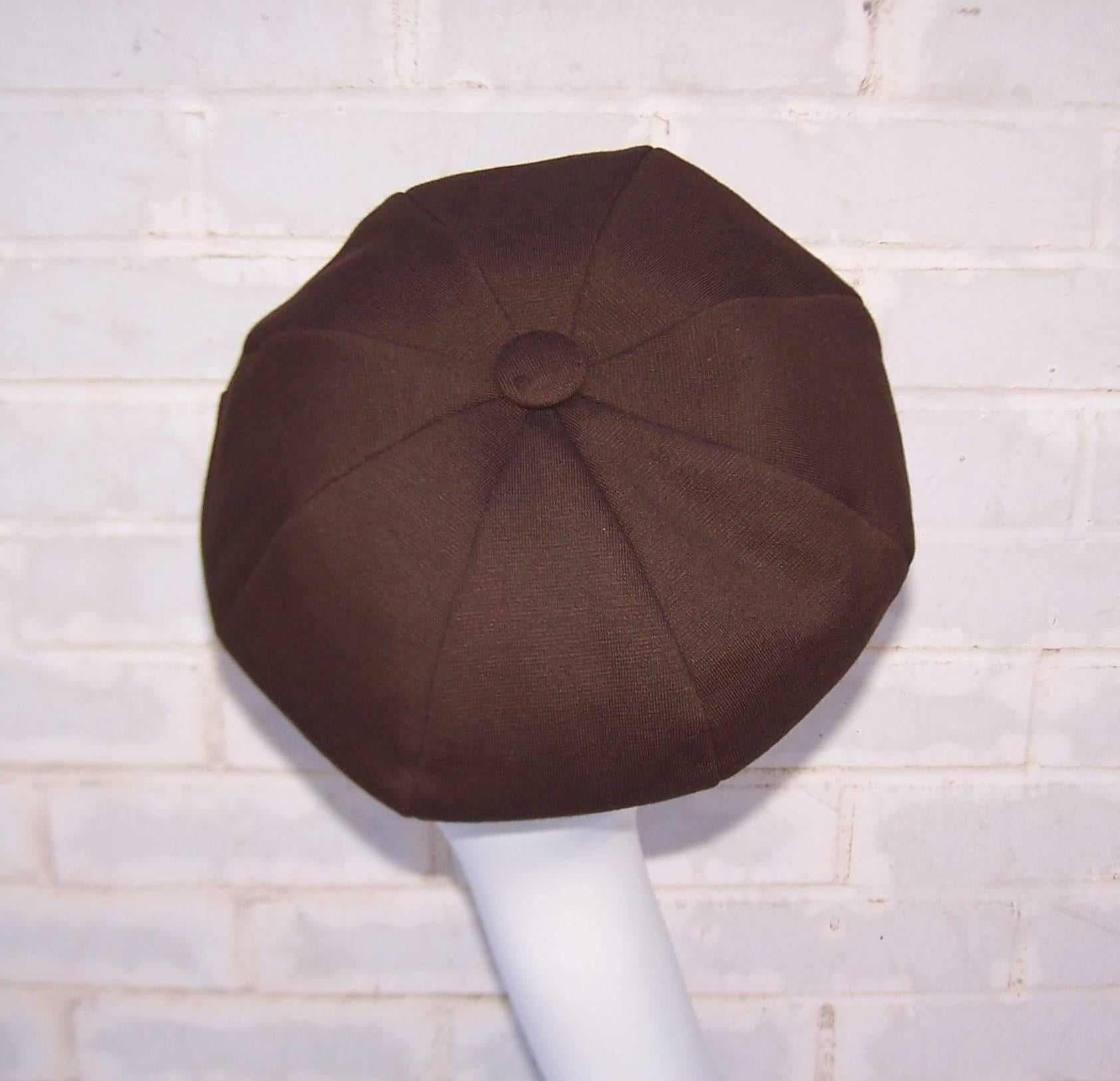 Women's Extra! Extra! C.1970 Mod Newsboy Style Brown Wool Knit Hat 