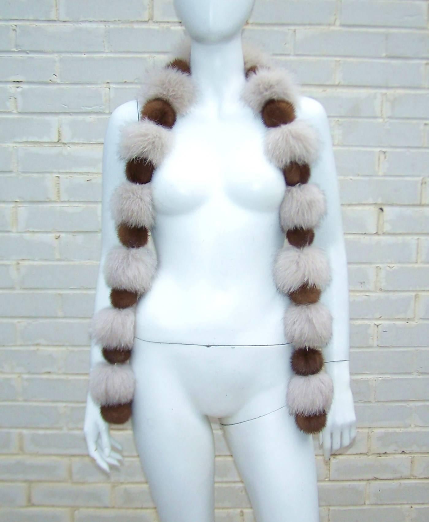 Brown Mink & Fox Fur Pom Pom Neck Scarf, 1990's In Good Condition For Sale In Atlanta, GA