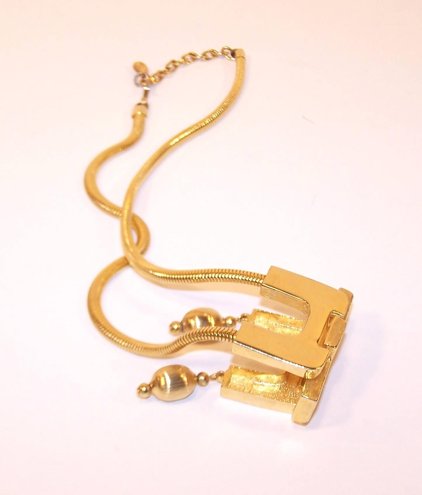 Mod 1970's Tortolani Gold Plated Modernist Articulated Pendant Necklace 3