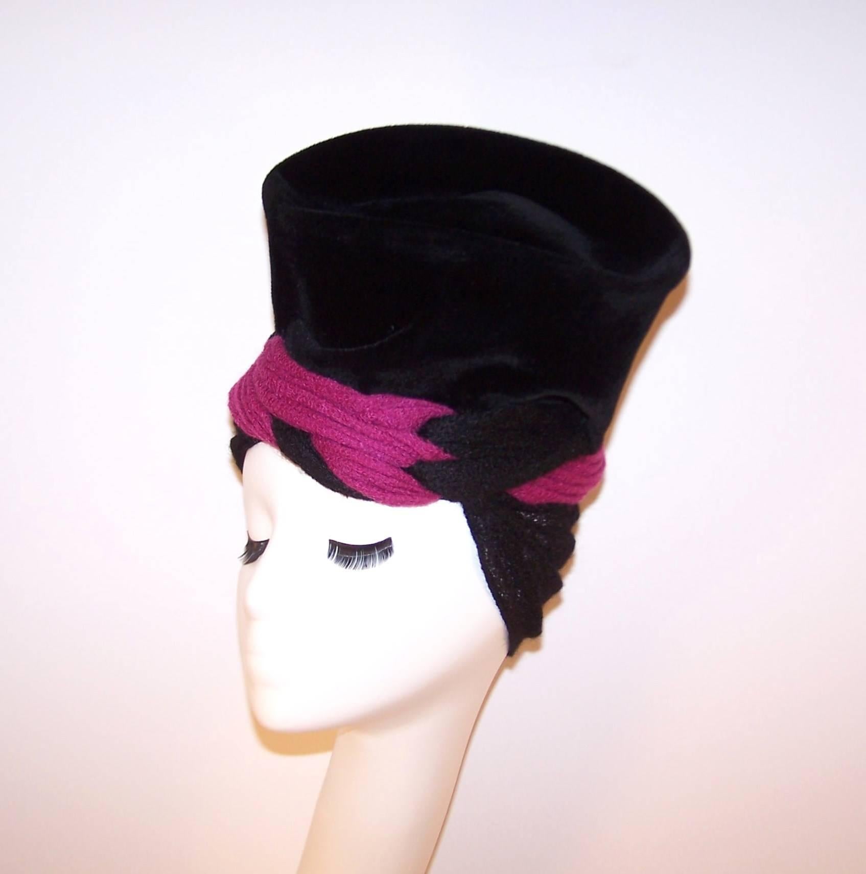 Women's Avant-Garde C.1940 Black Velvet Hat With Fuchsia Wool Snood