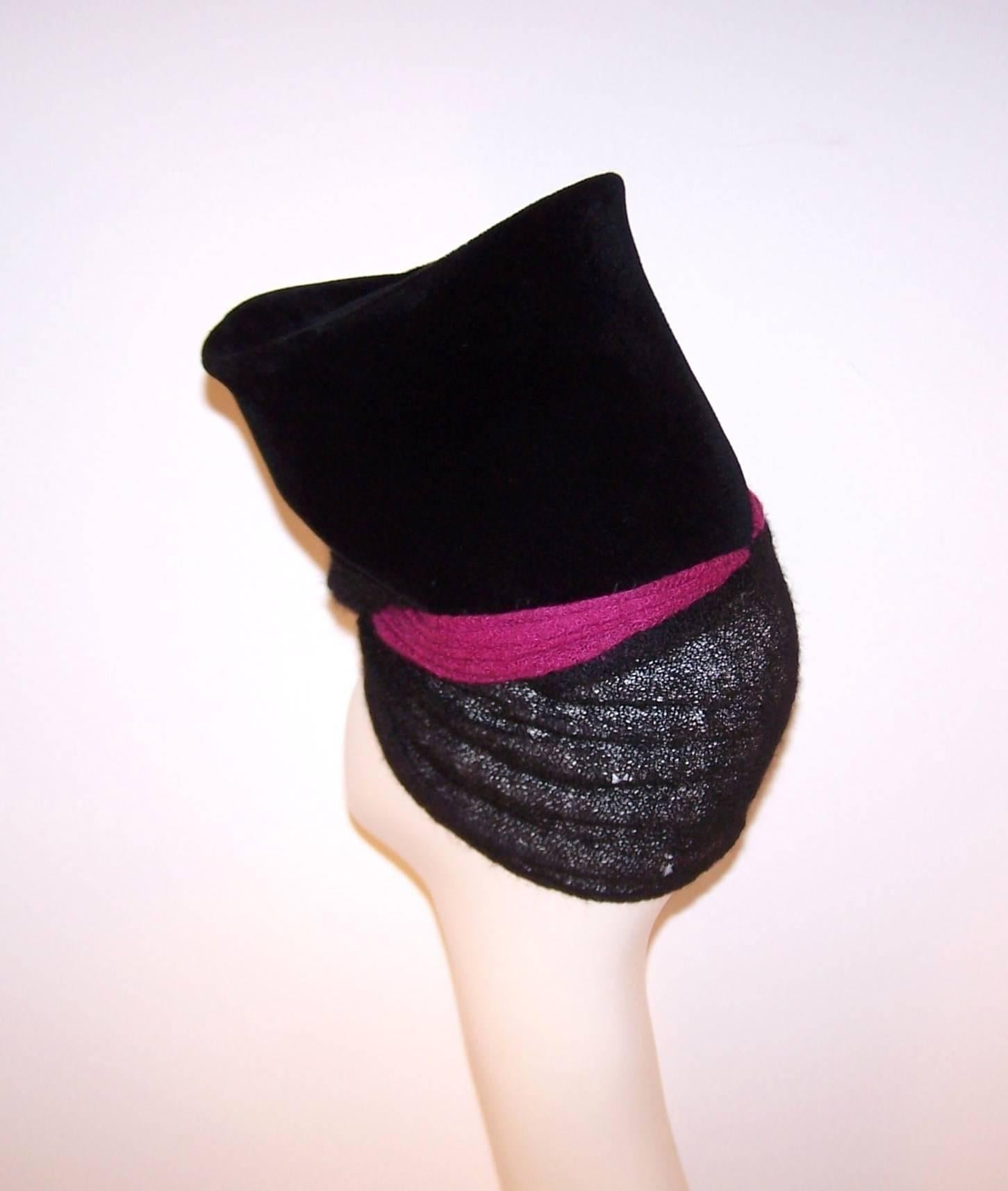 Avant-Garde C.1940 Black Velvet Hat With Fuchsia Wool Snood 2