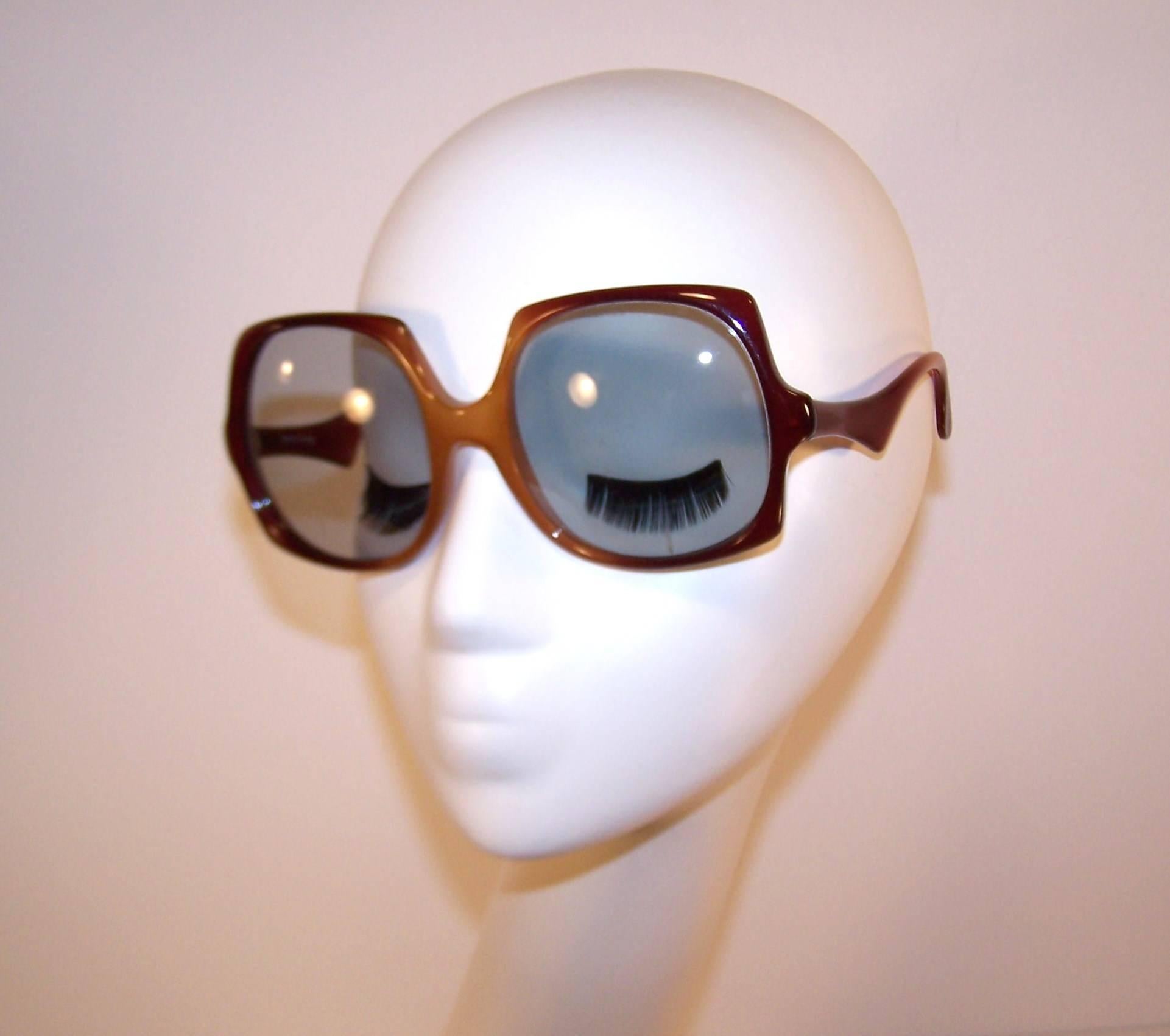 Women's Squared 1970's Optyl Design Caramel Sunglasses With Light Gray Lenses