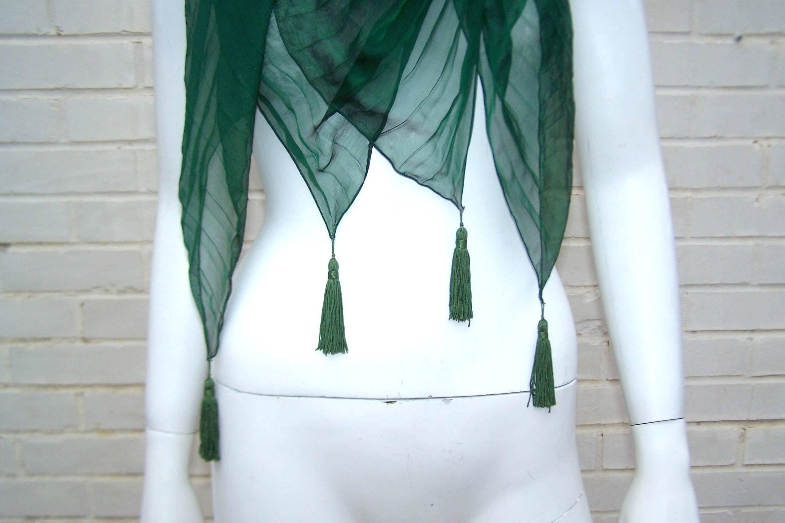 Ethereal C.1990 Sayoko Miyajima Micro Pleated Green Silk Chiffon Scarf 5