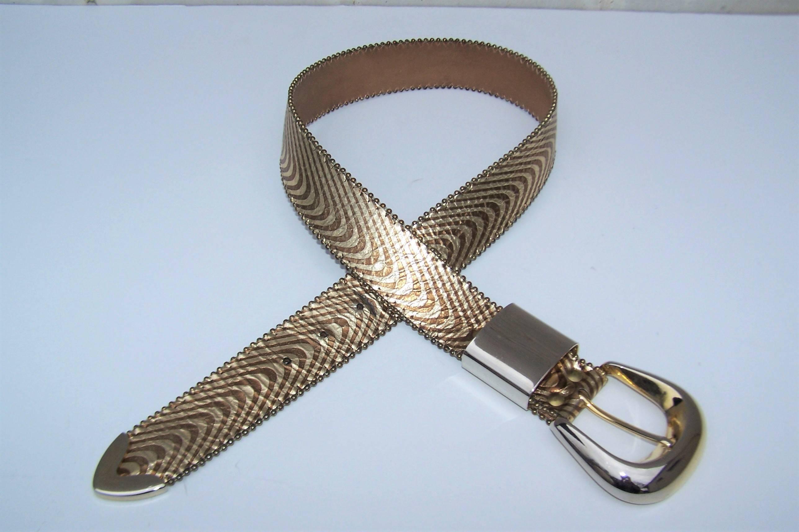 1980's Op Art Textural Gold Leather Belt  1