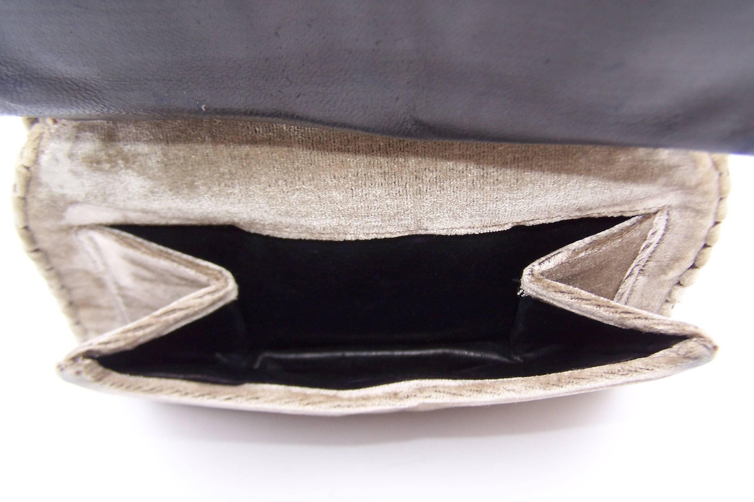 Plush 1960's Giotti Italian Taupe Velvet Trompe L'oeil Handbag 1