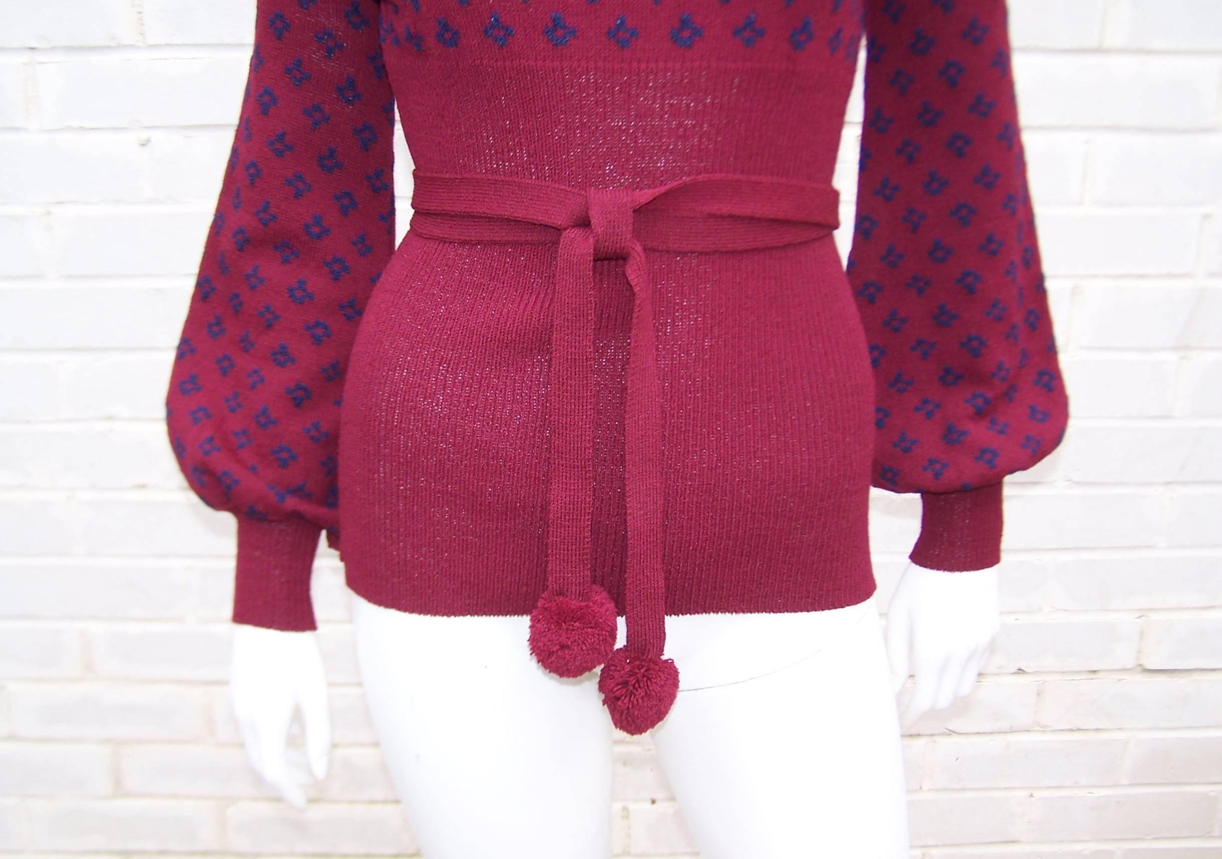 1970's Saks Fifth Avenue Knitwear Top With Pom Pom Belt In Excellent Condition In Atlanta, GA