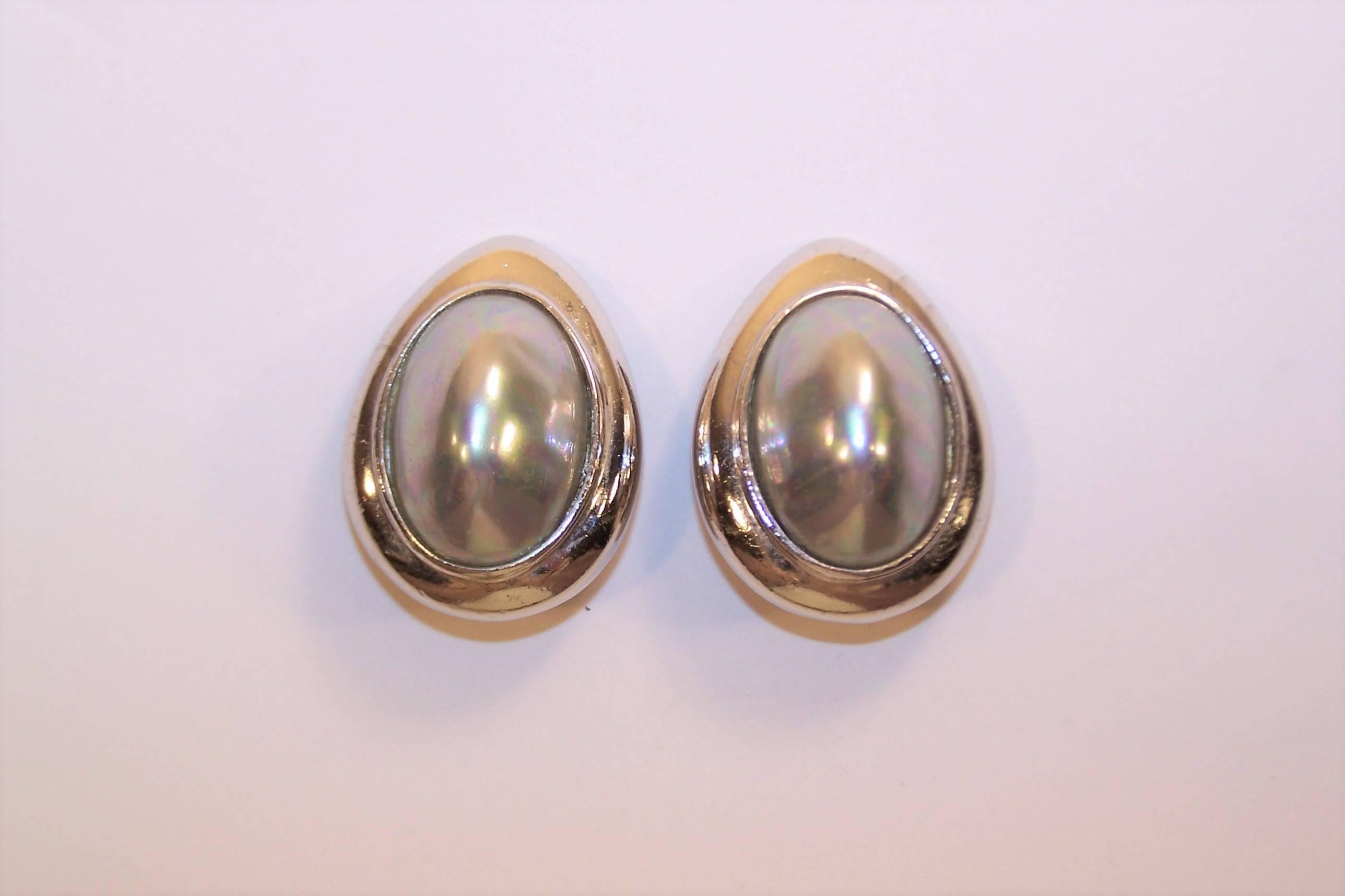 Women's 1980's Ciner Egg Shaped Silver Tone Pearl Earrings