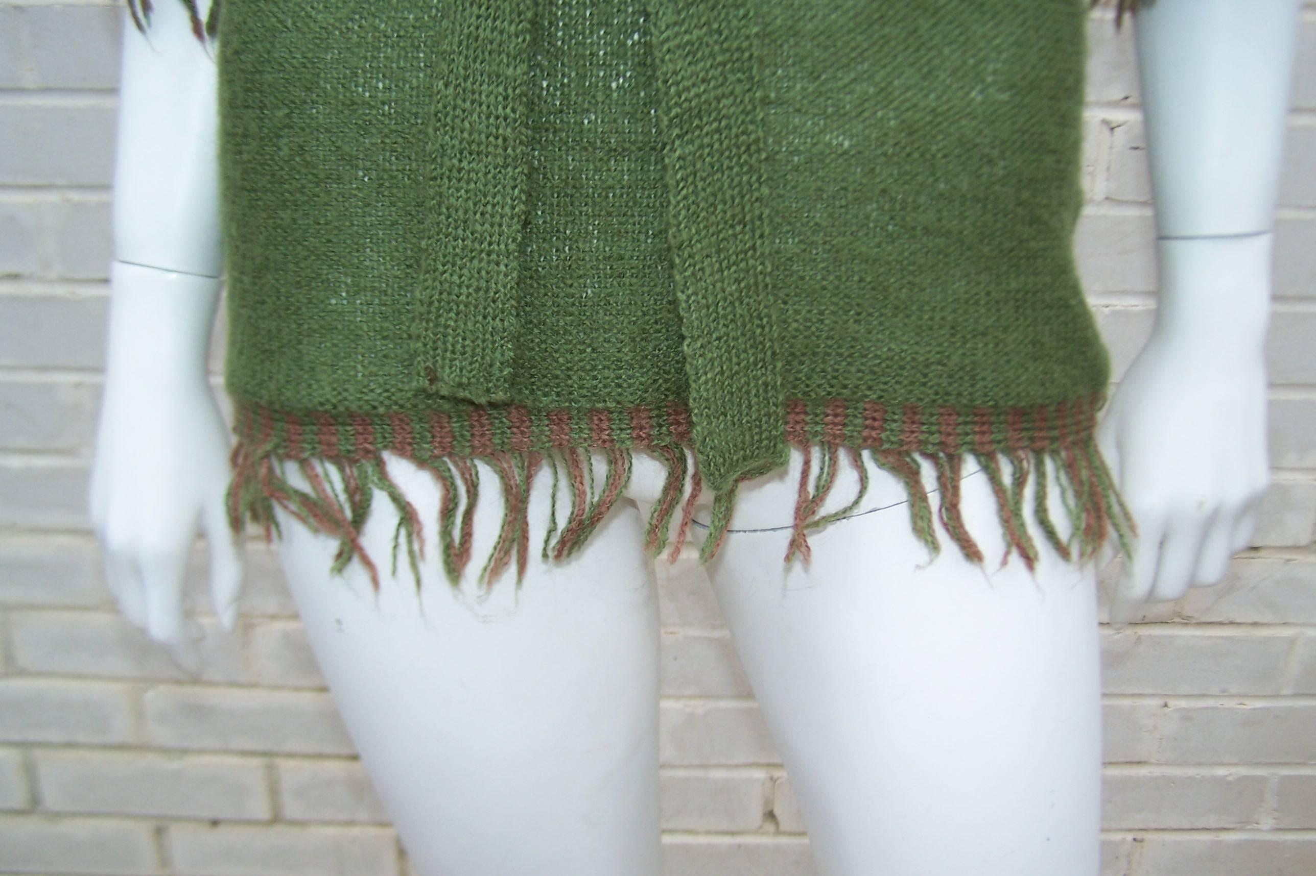 Gray C.1970 La Squadra Wool Knit Fringed Sweater Top