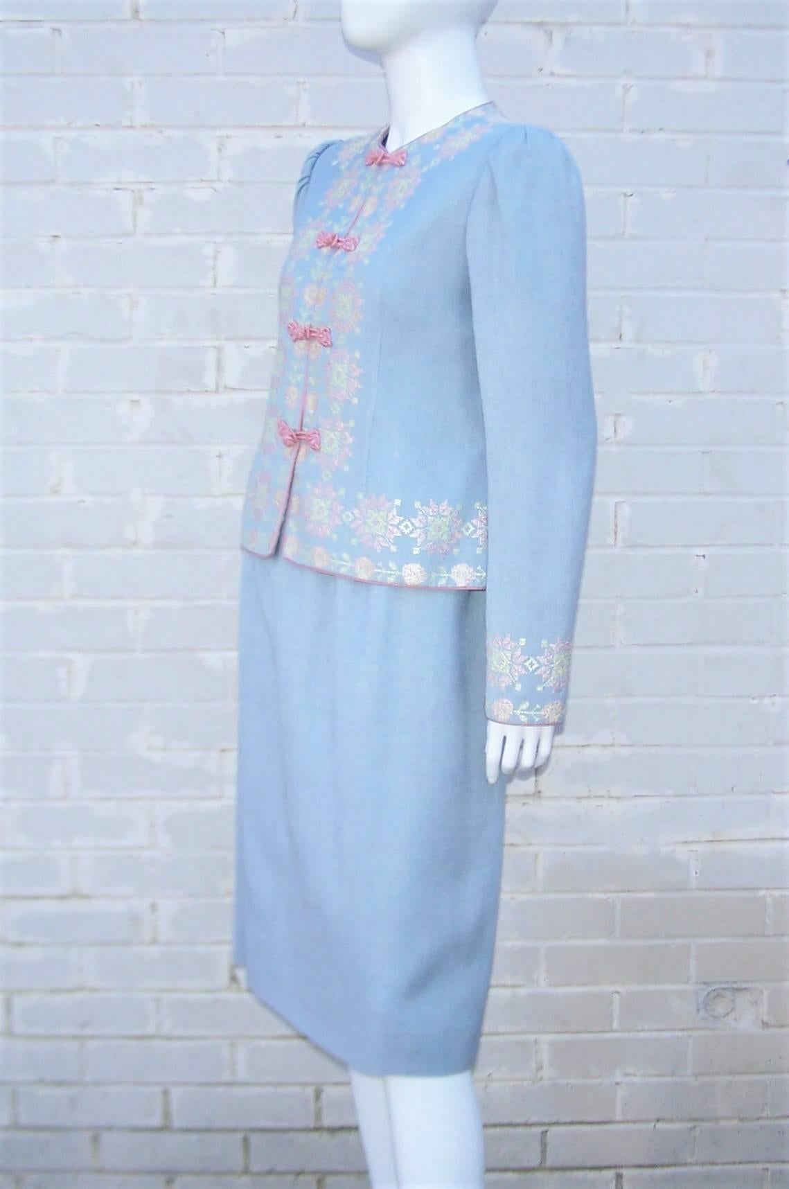 C.1980 Oscar de la Renta Baby Blue Linen Skirt Suit With Pastel Embroidery 2