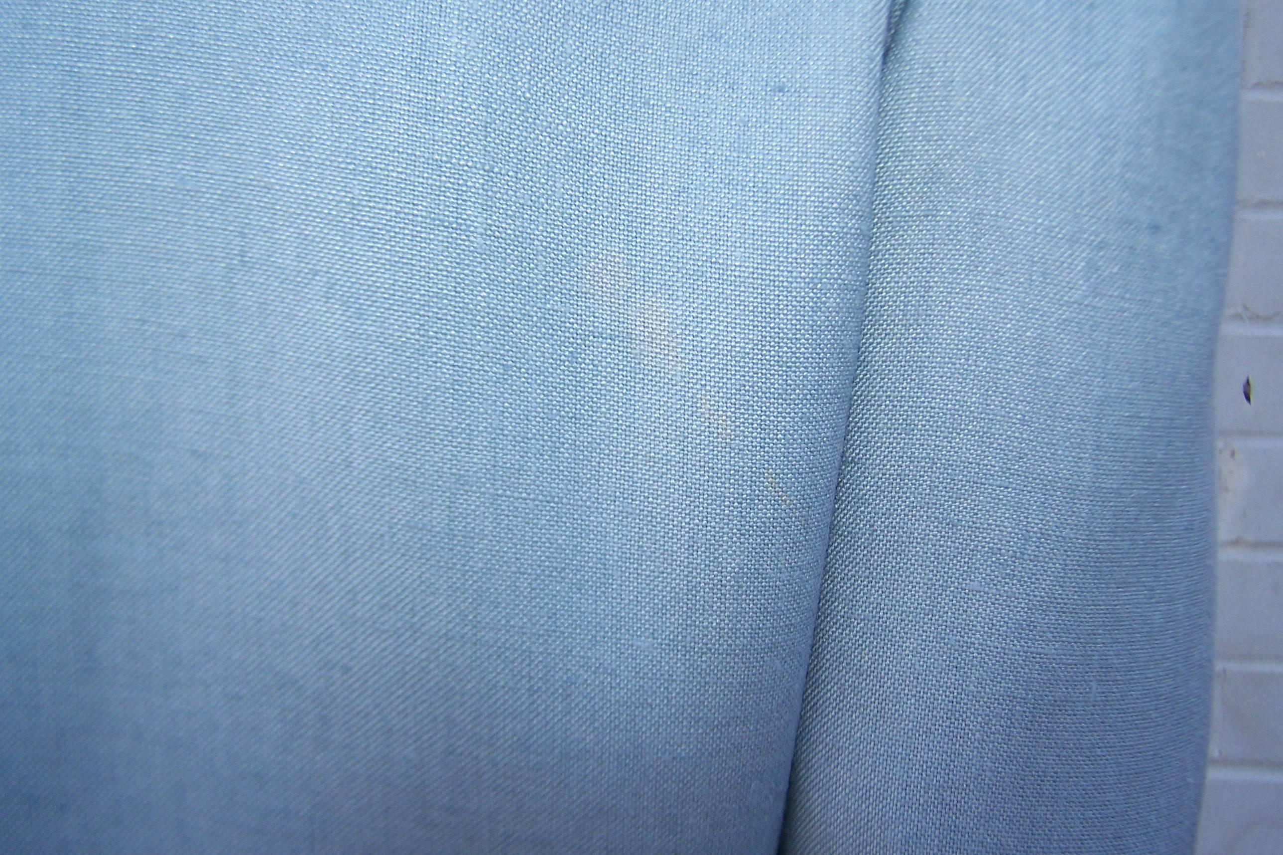 C.1980 Oscar de la Renta Baby Blue Linen Skirt Suit With Pastel Embroidery 4