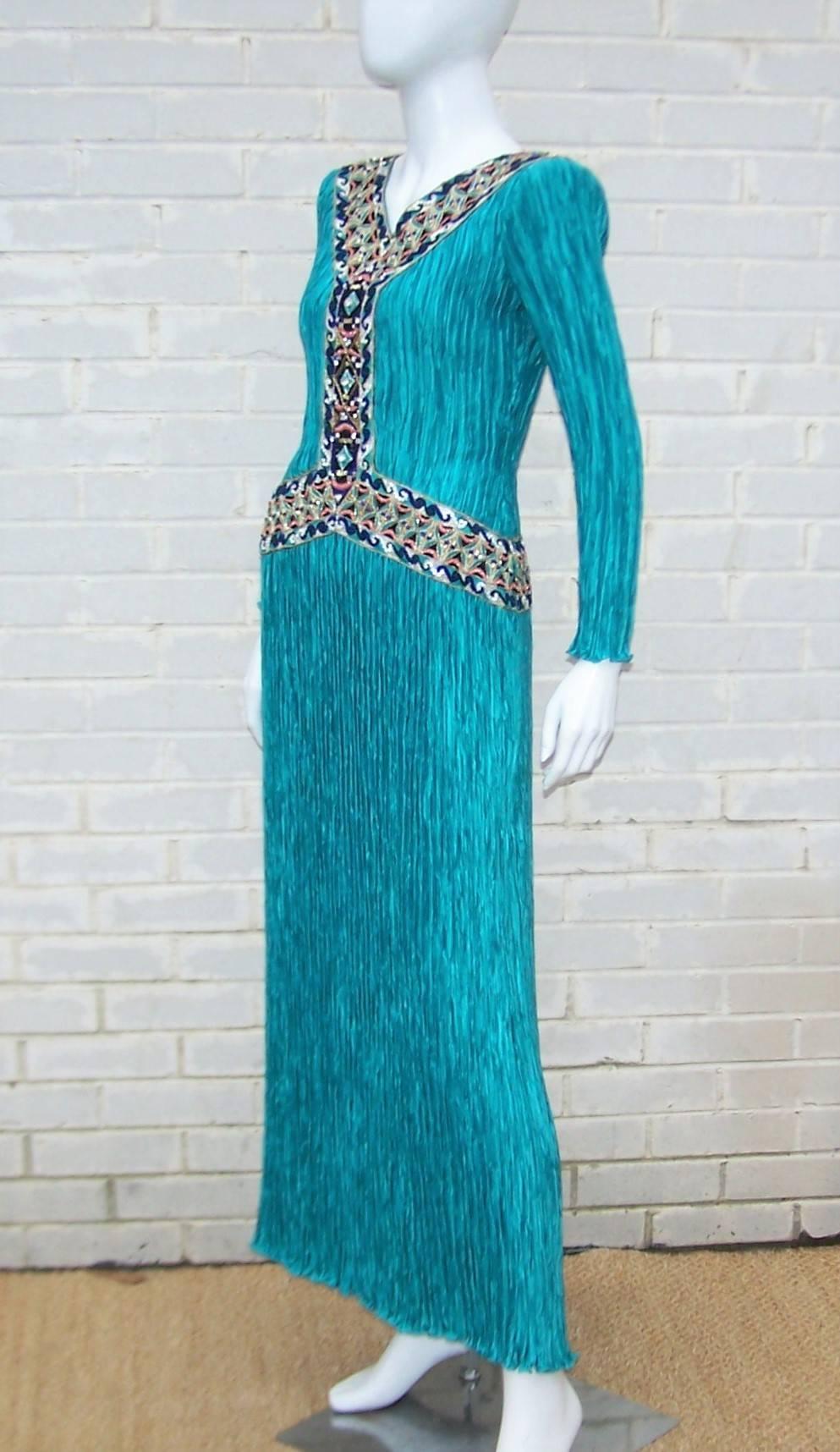 Cleopatra Style 1980's Mary McFadden Turquoise Goddess Dress In Excellent Condition In Atlanta, GA