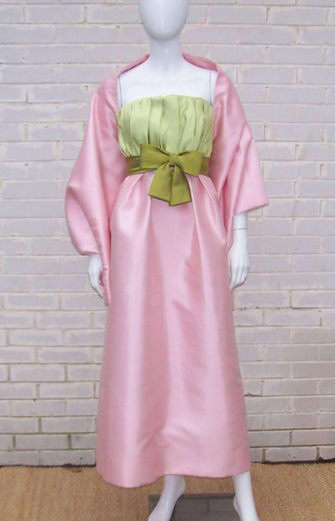 This pink and green creation by Bob Bugnand for Sam Friedlander is the picture of a springtime garden.  Mr. Bugnand was an American designer who worked for many years in Paris with Jacques Heim, Robert Piguet and under his own label.  Many of his