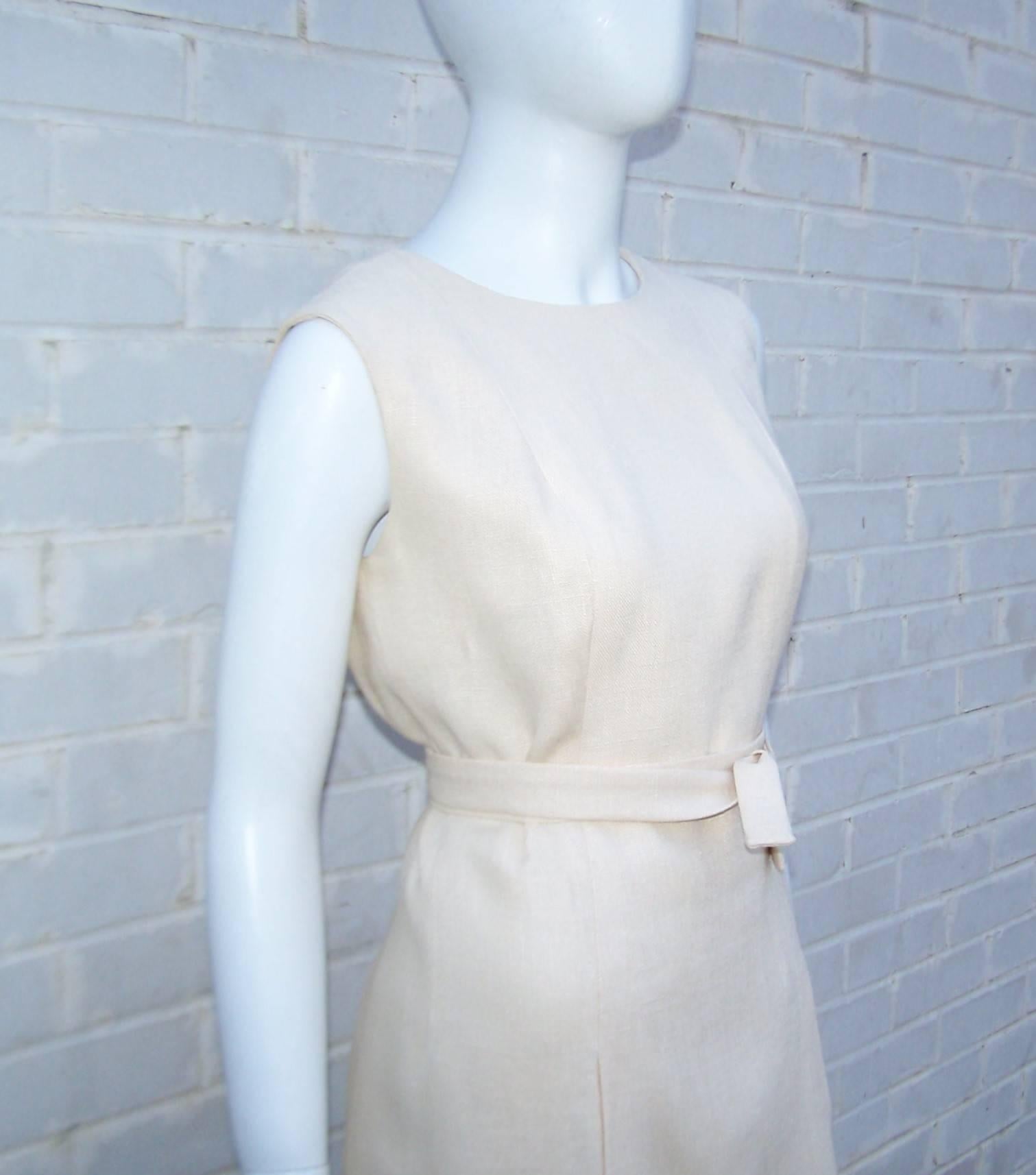 Fresh 1960's Young Elegante Linen Shift Dress With Eyelit Underskirt In Excellent Condition In Atlanta, GA