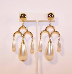 1970's Large Pearl Dangle Chandelier Earrings