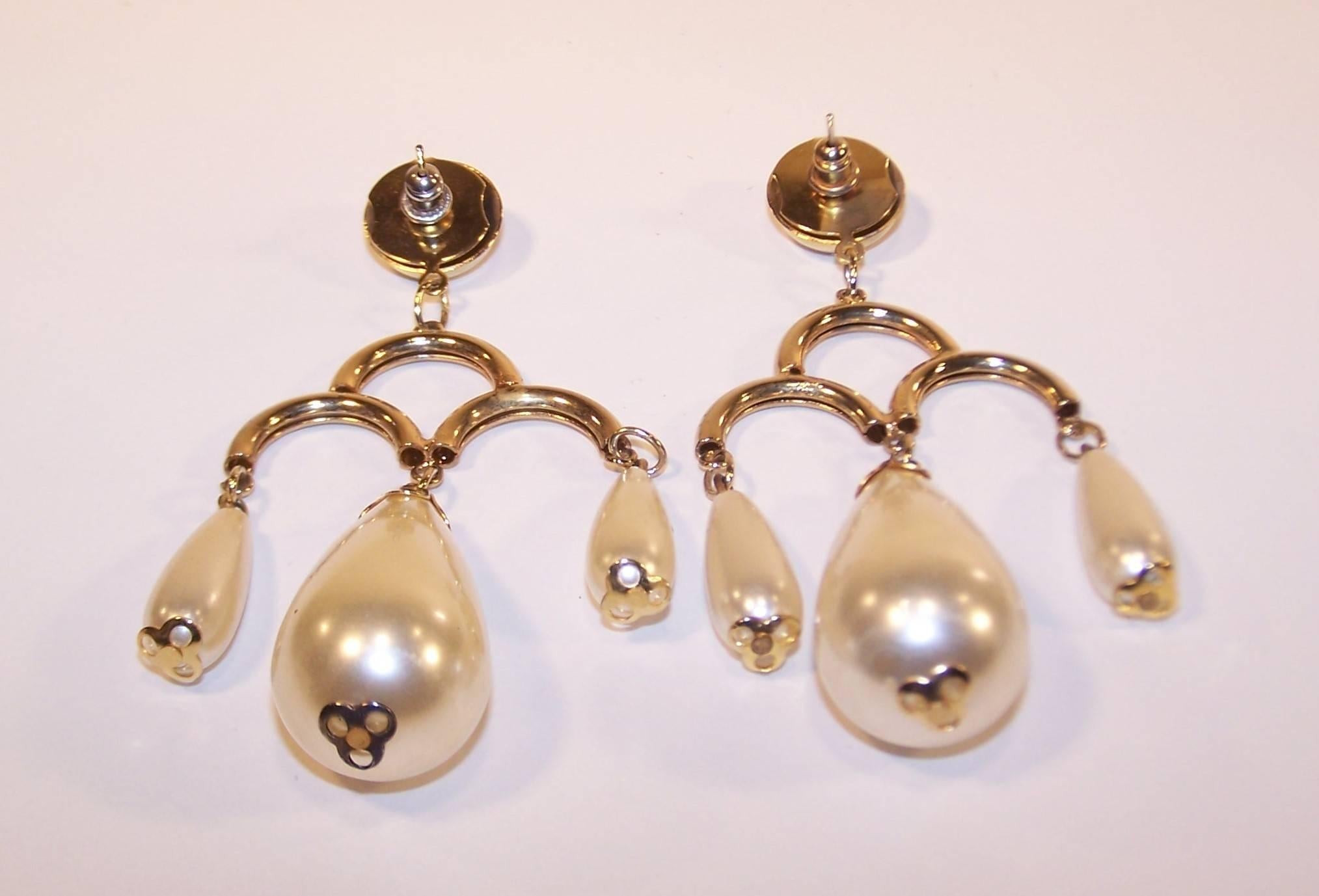 1970's Large Pearl Dangle Chandelier Earrings 3