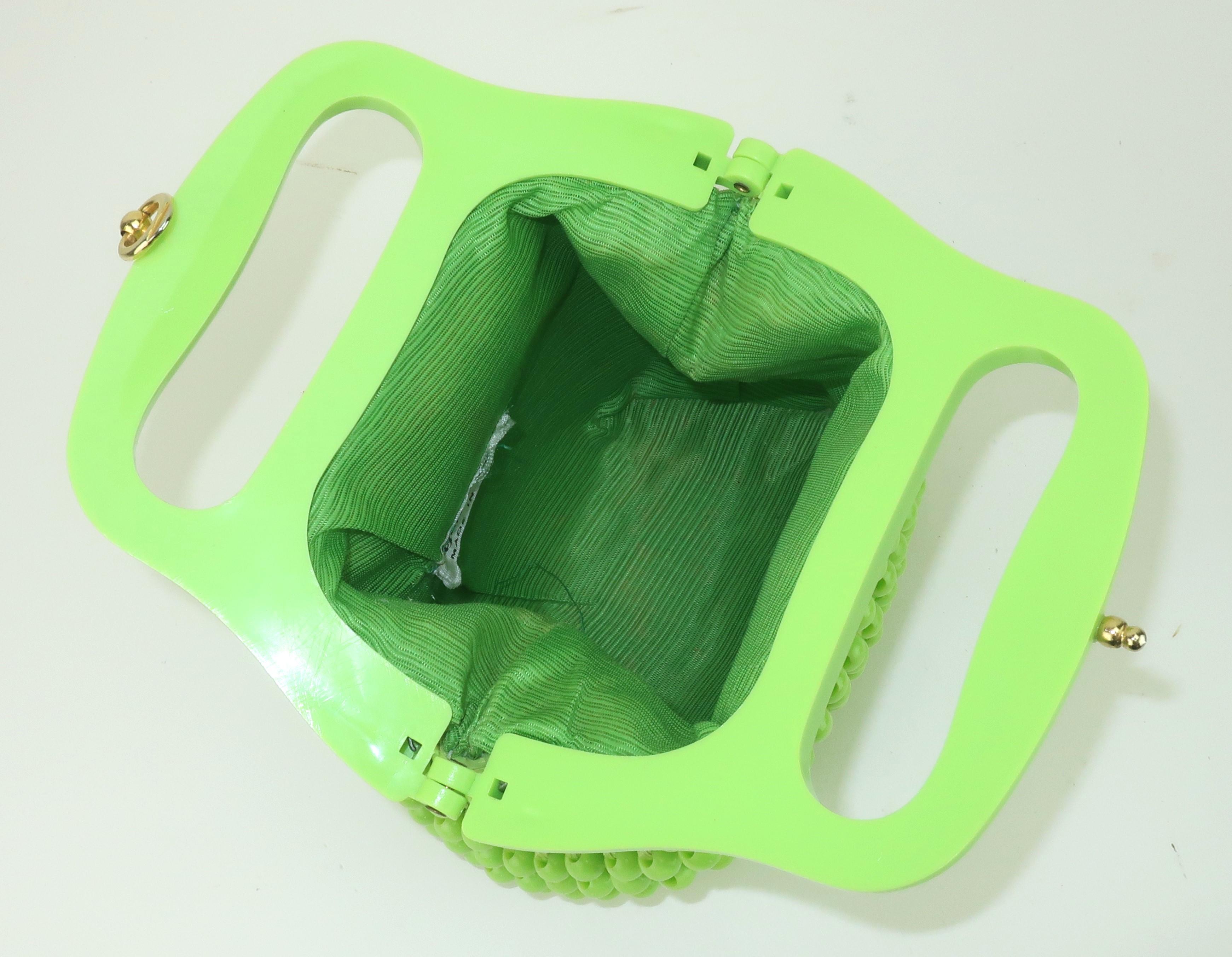 Marcus Brothers Italian Green Beaded Straw Handbag, C.1960 en vente 4