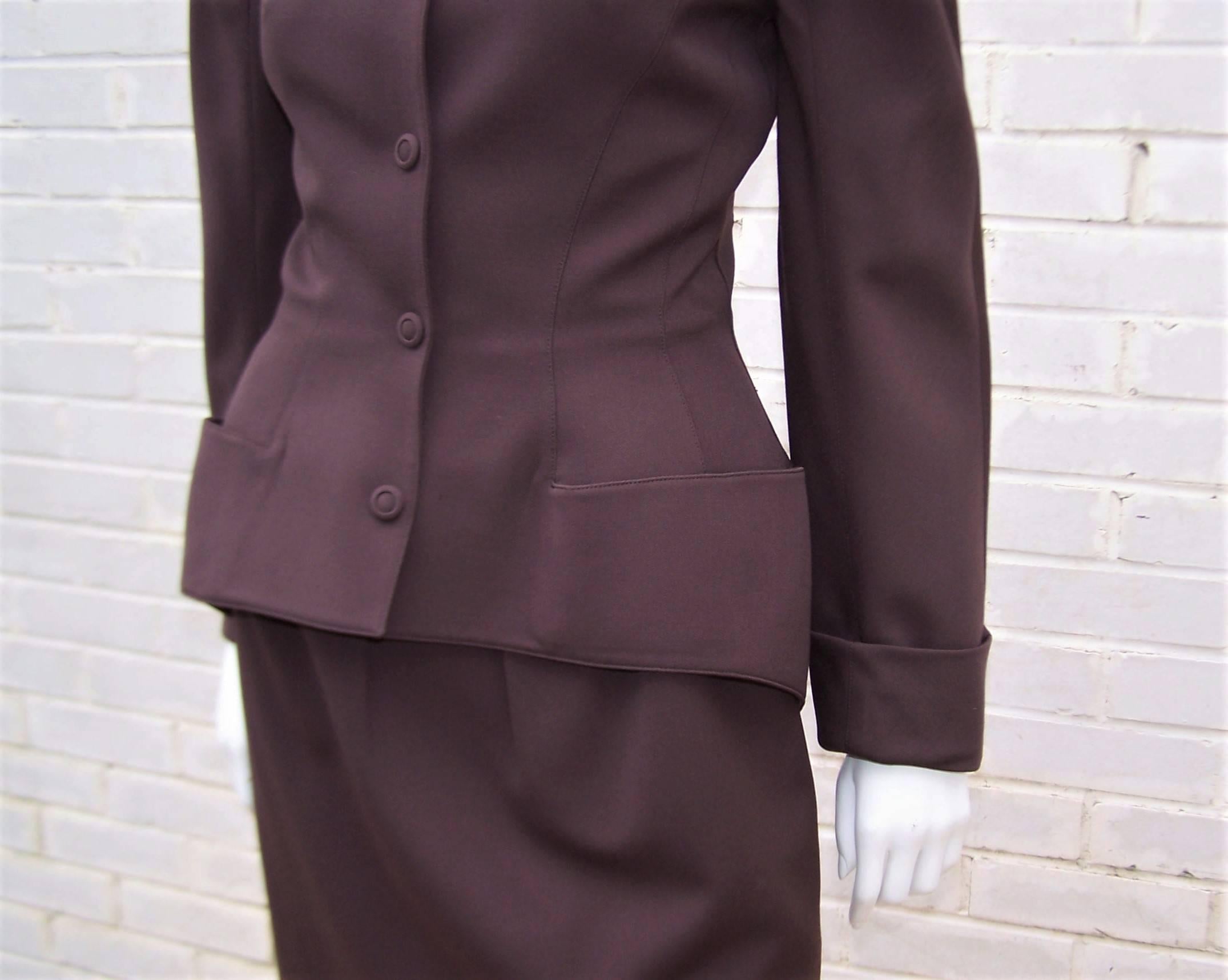 Wasp Waist 1990's Thierry Mugler Brown & White Suit With Portrait Collar In Excellent Condition In Atlanta, GA