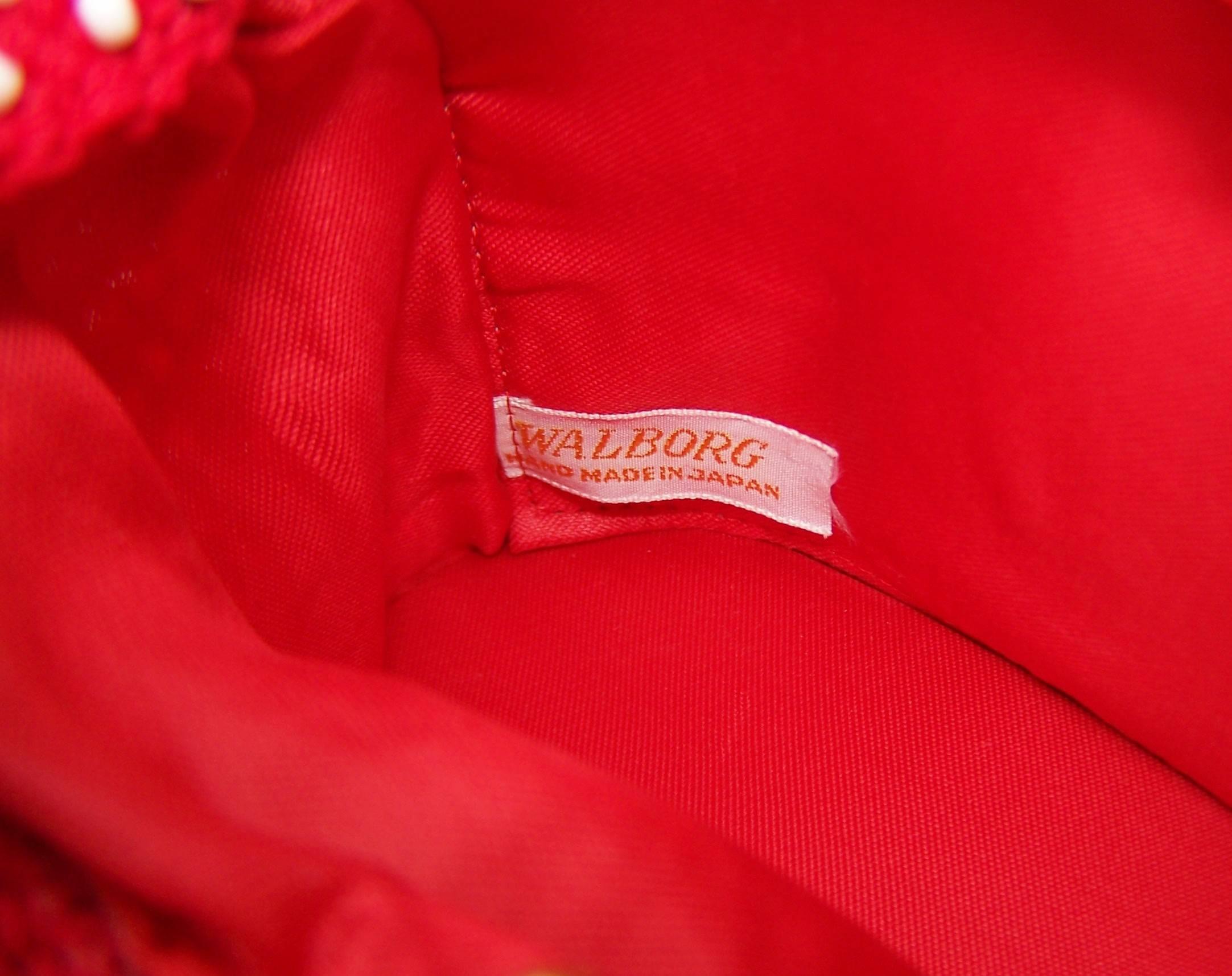 Mod 1960's Walborg Red & White Beaded Handbag 4