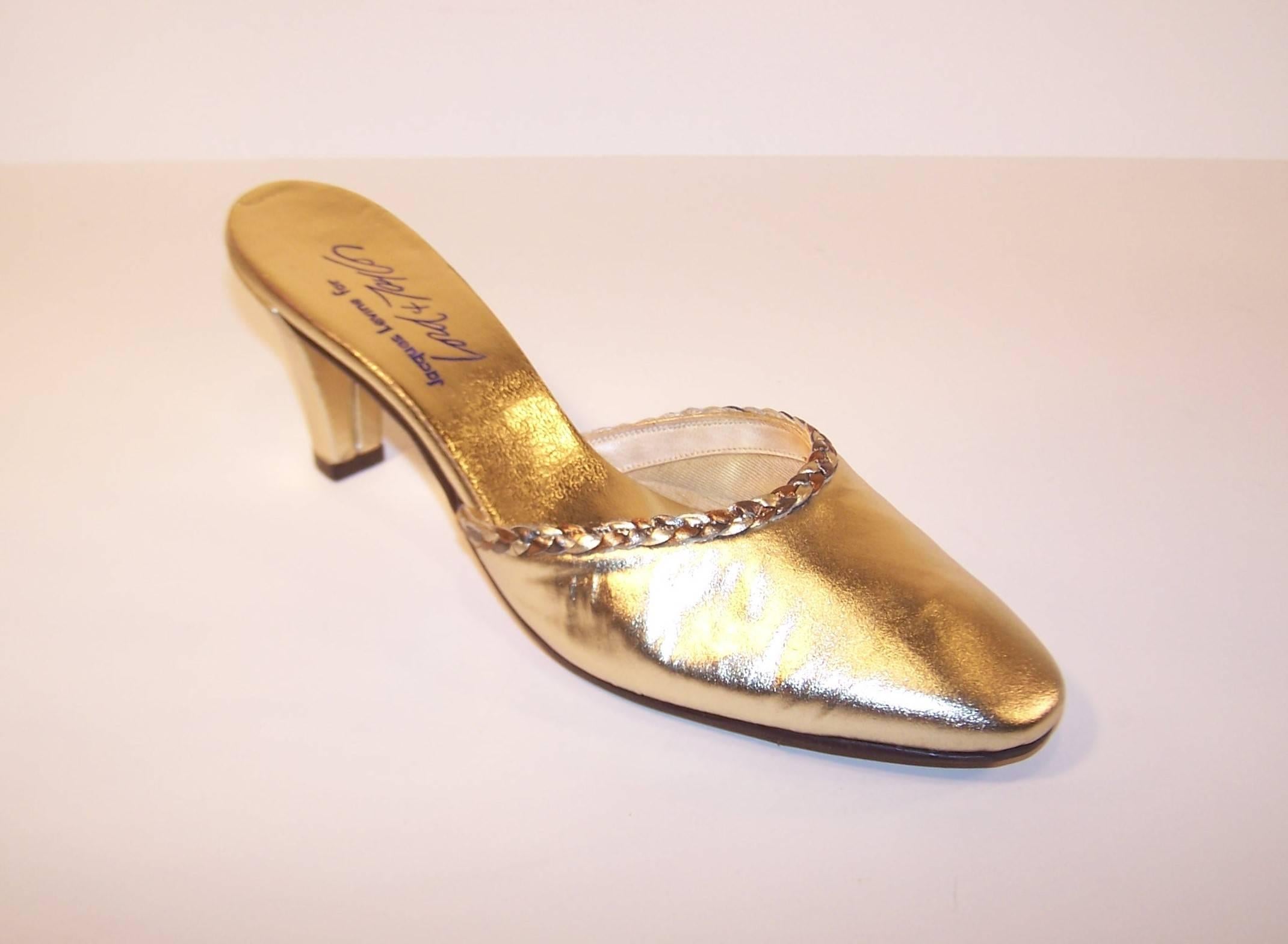 1970's Jacques Levine Gold Leather Evening Mules Sz 6.5 3