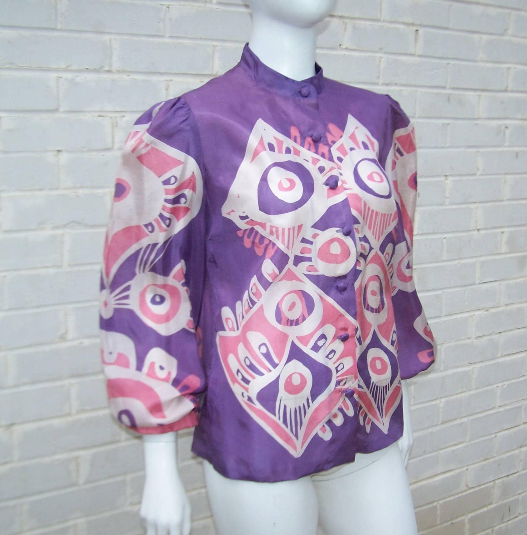 Mod C.1970 Hand Printed Purple & Pink Silk Blouse In Excellent Condition In Atlanta, GA