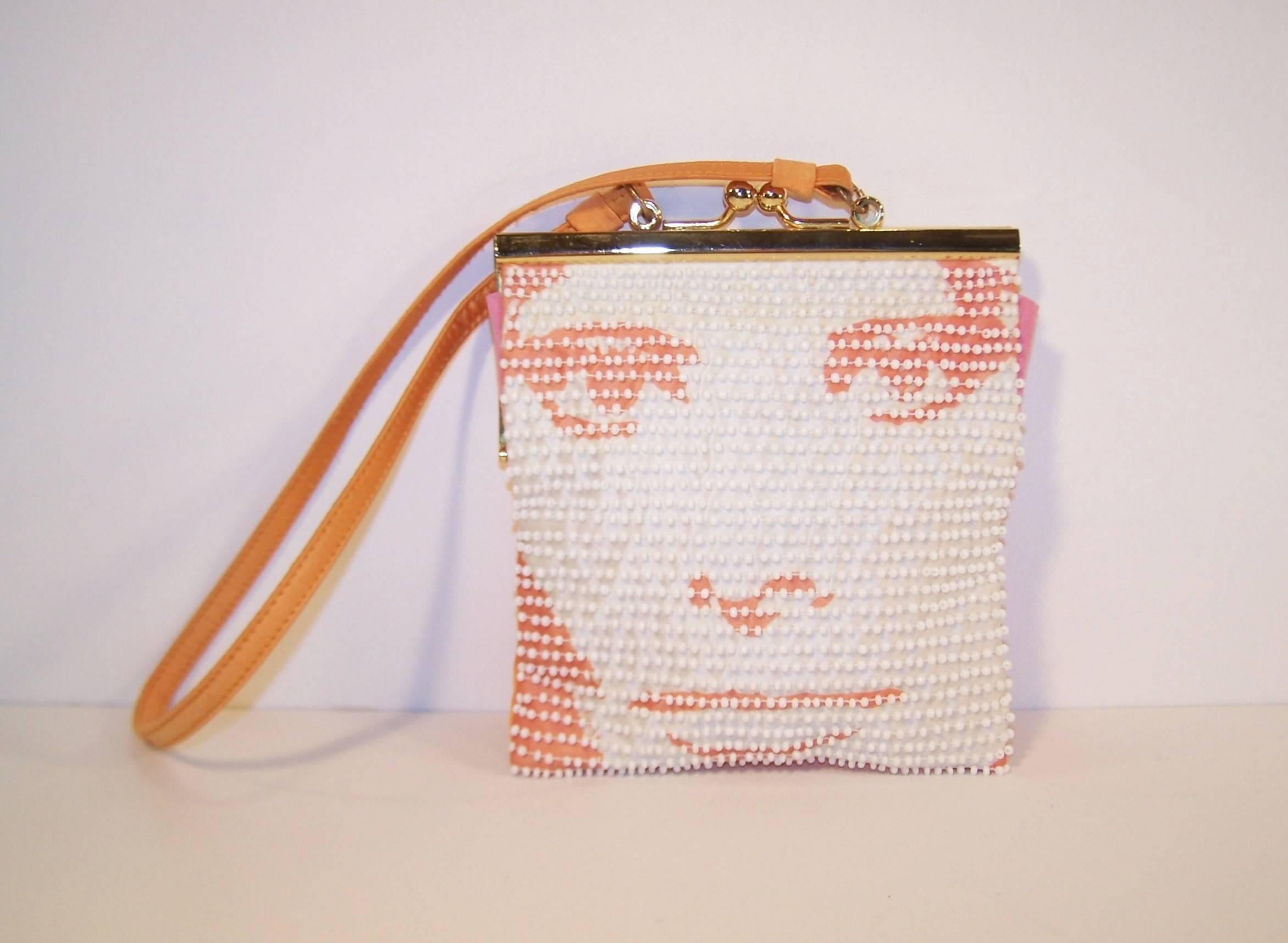 1980's House of Lesage French Beaded Mod Sophia Loren Handbag In Good Condition In Atlanta, GA