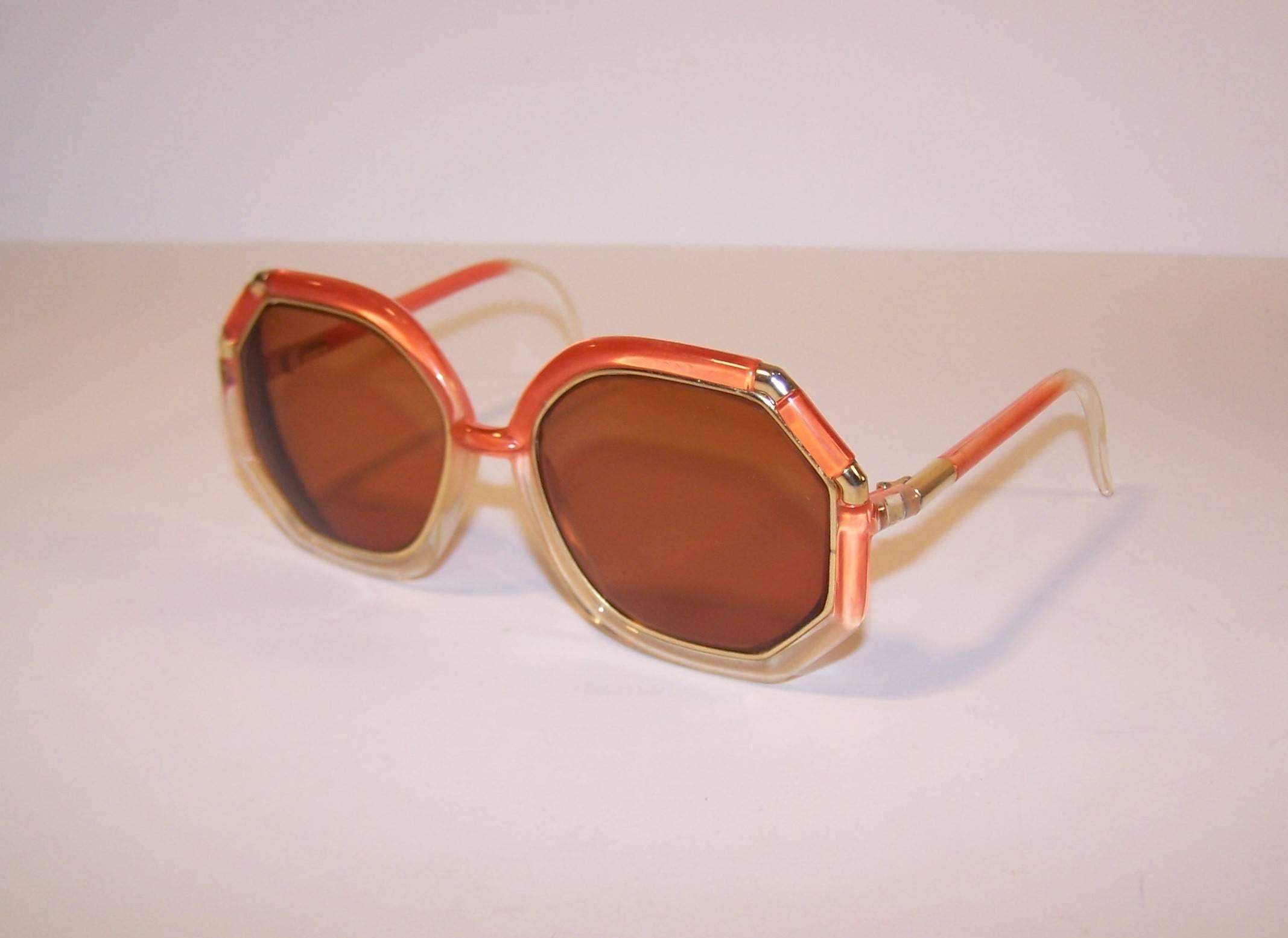 Pop Mod 1970's Ted Lapidus Orange & Gold Sunglasses In Good Condition In Atlanta, GA